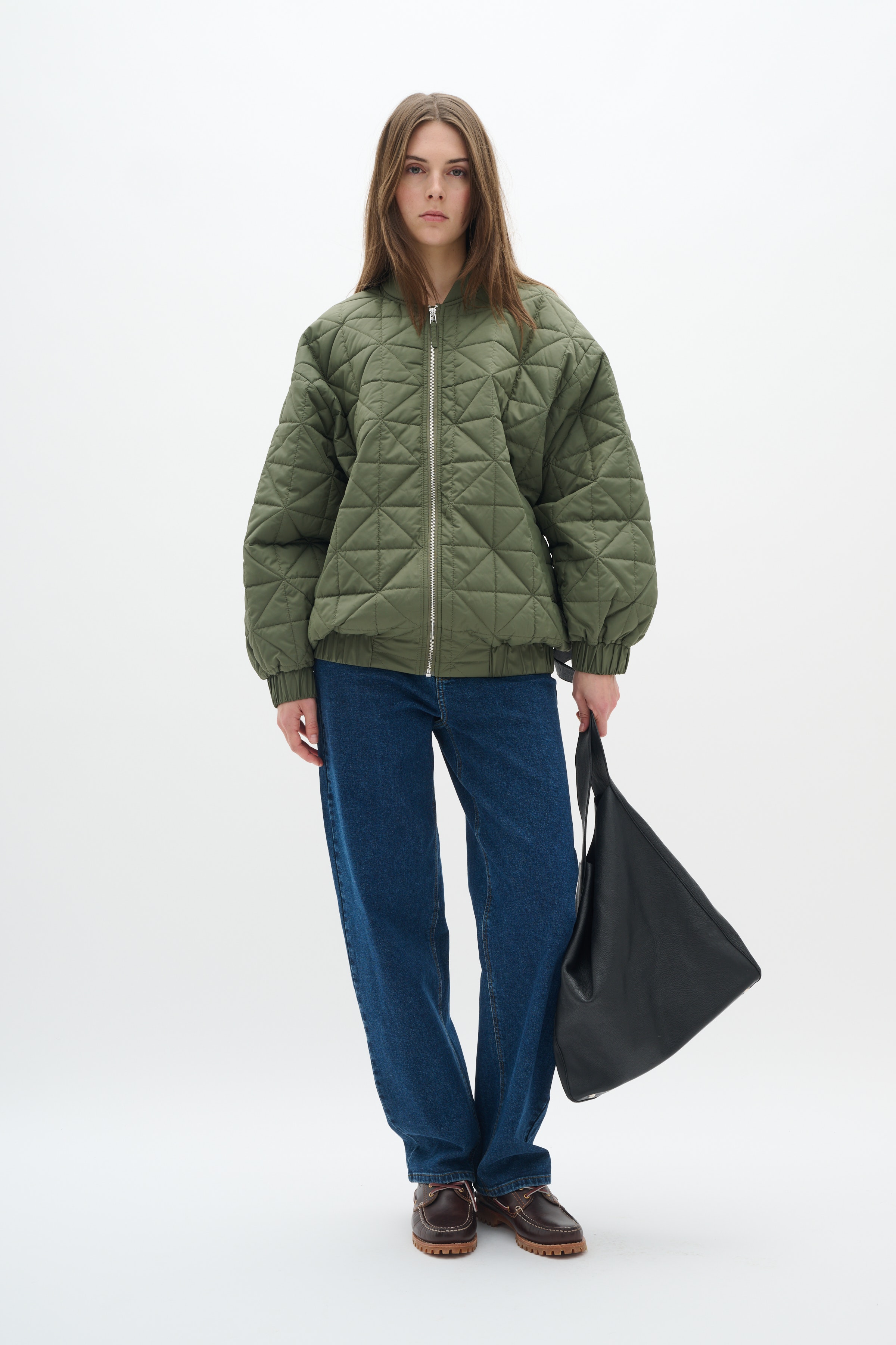 TeiganIW Outerwear LOOKBOOK FRONT 30109056-190312