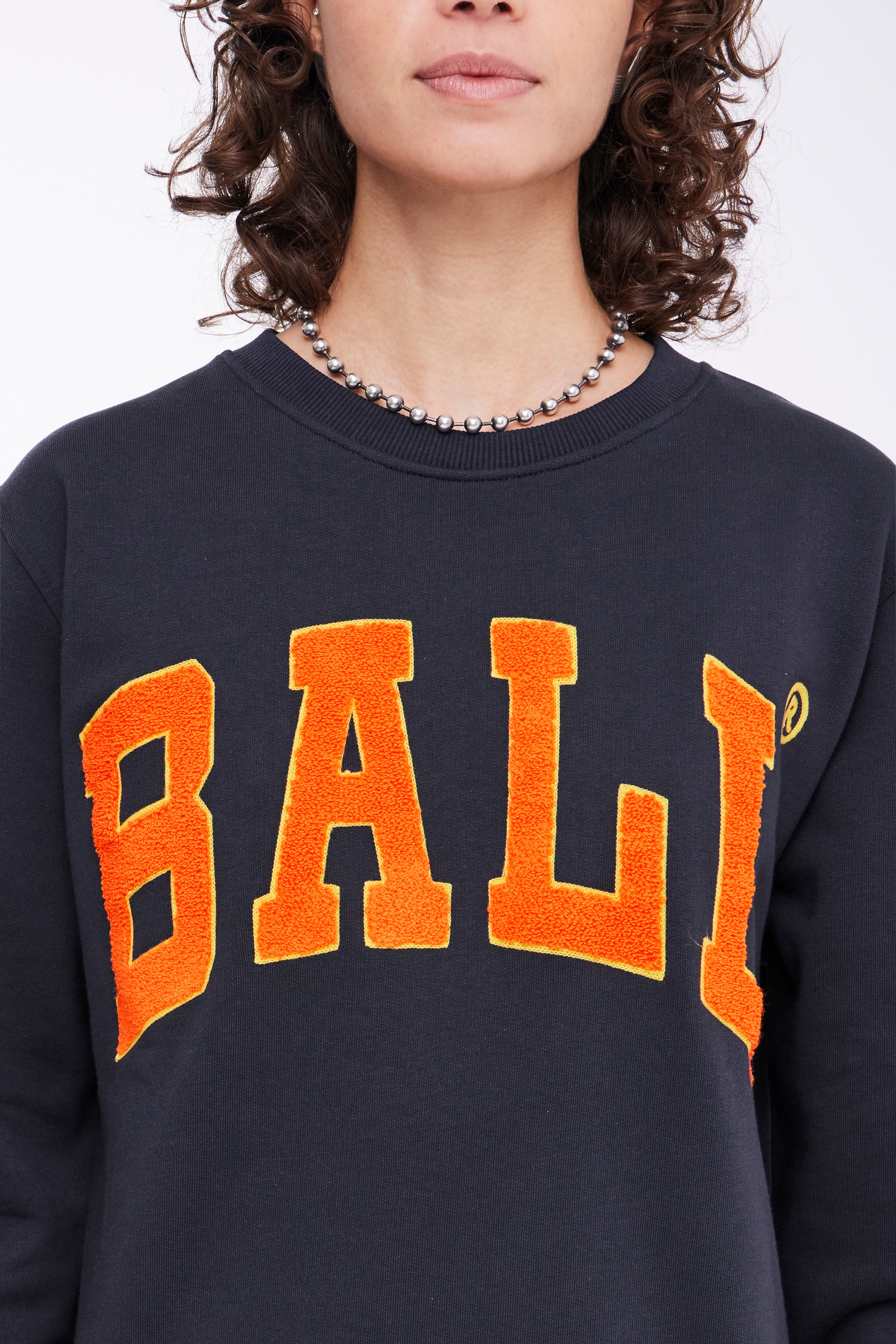 R. ALOMA SWEATSHIRT LOOKBOOK DETAIL 50400065-194127