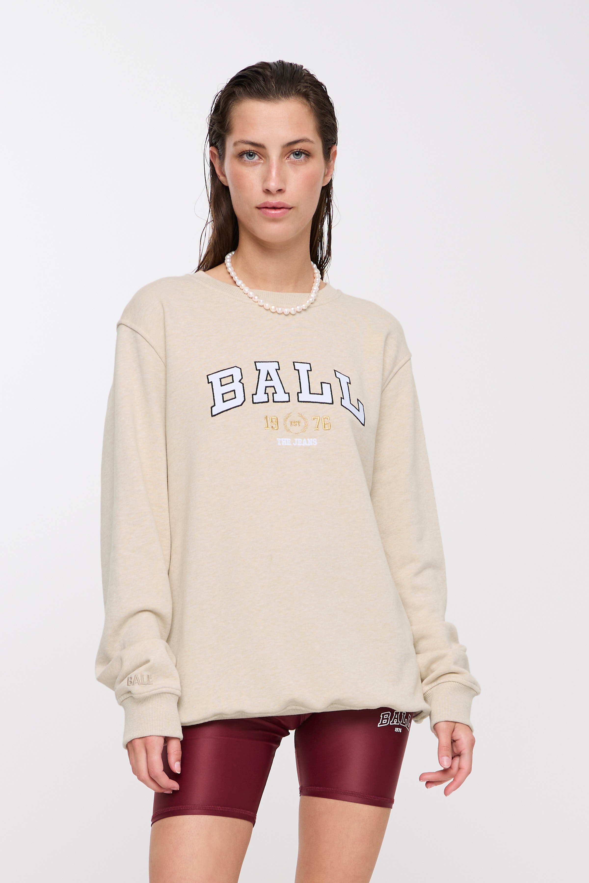 L. TAYLOR SWEATSHIRT LOOKBOOK FRONT 50400052-1411181