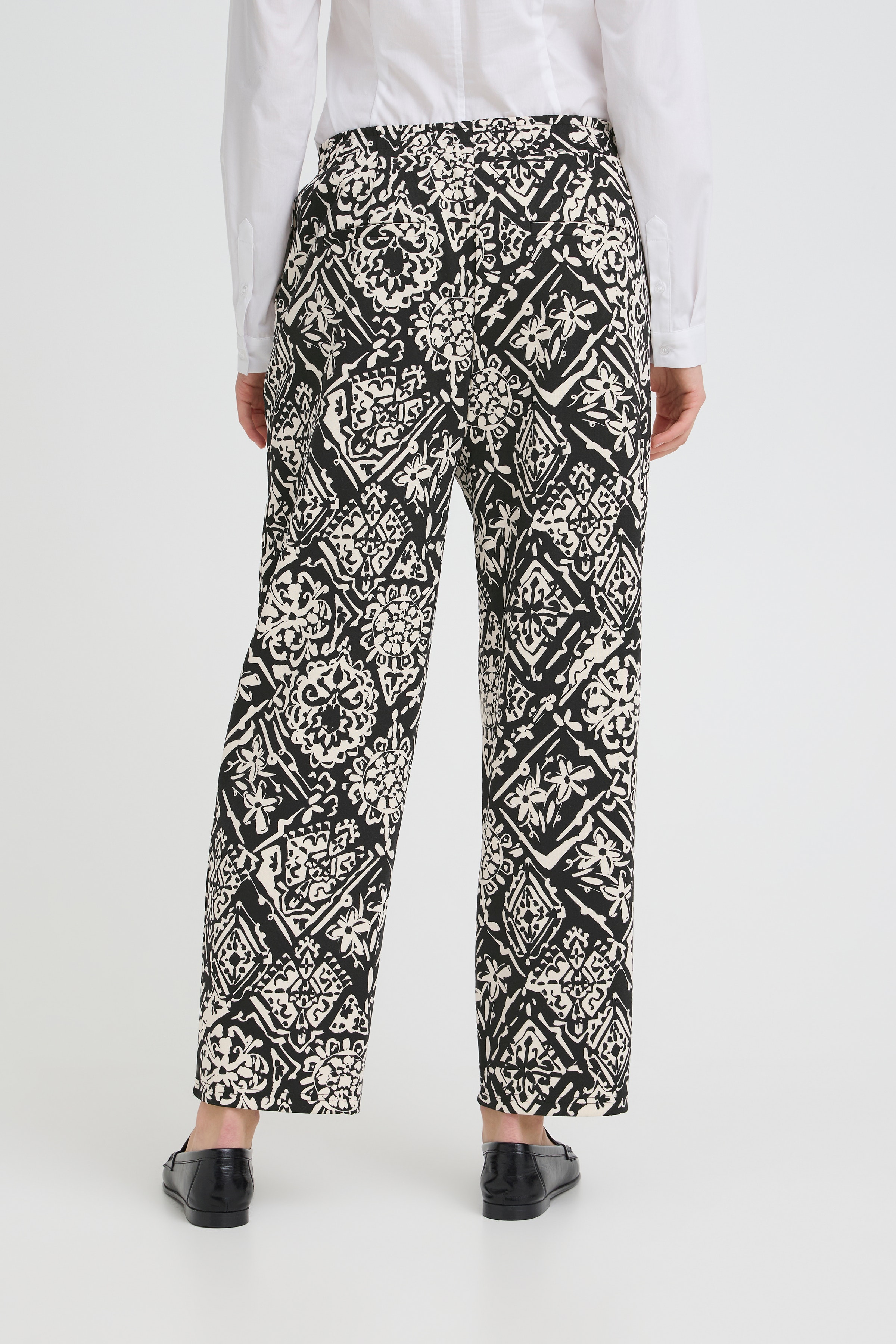 IHKATE Byxor LOOKBOOK BACK 20125225-900004431