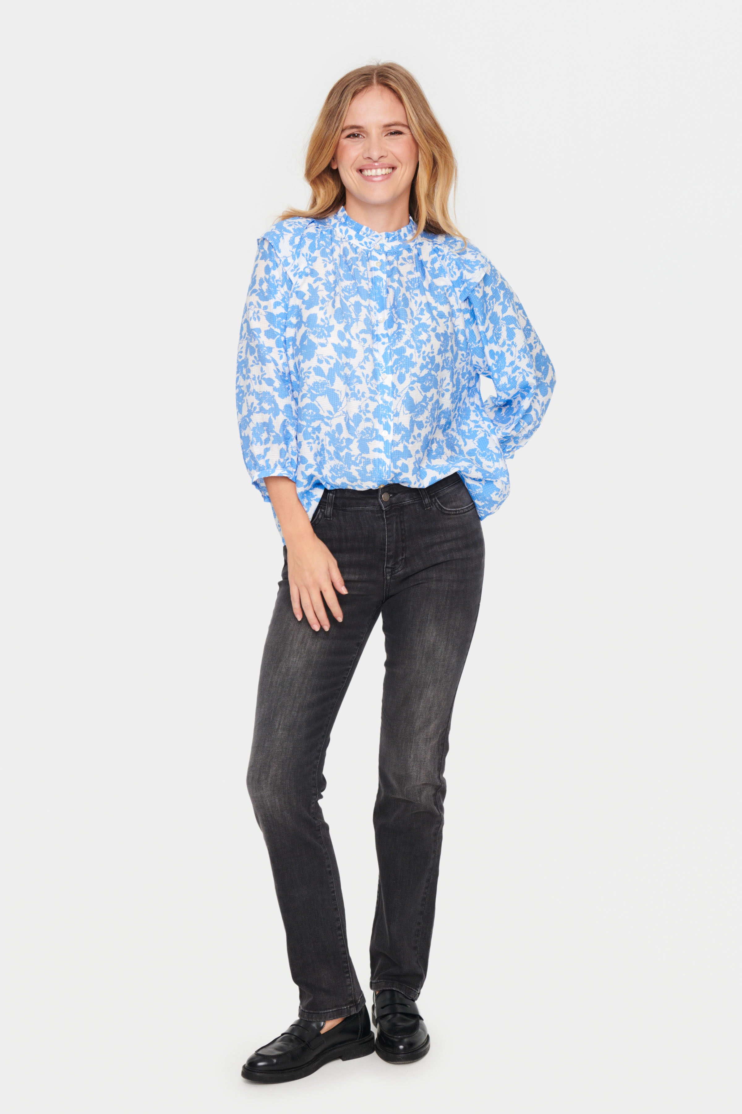 DaphneSZ Shirt LOOKBOOK FRONT 30513088-302676