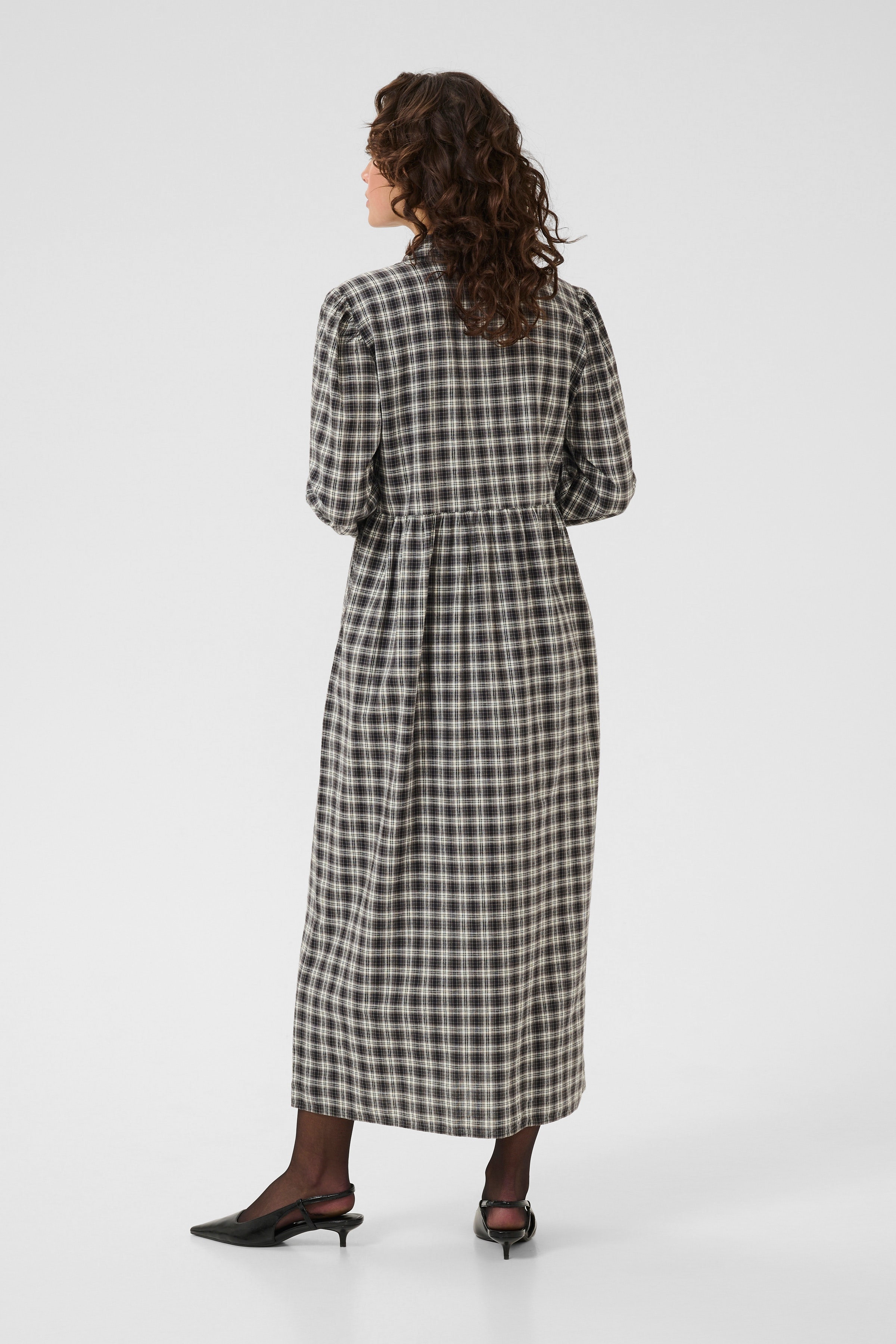 KAelna Dress LOOKBOOK BACK 10510555-108369