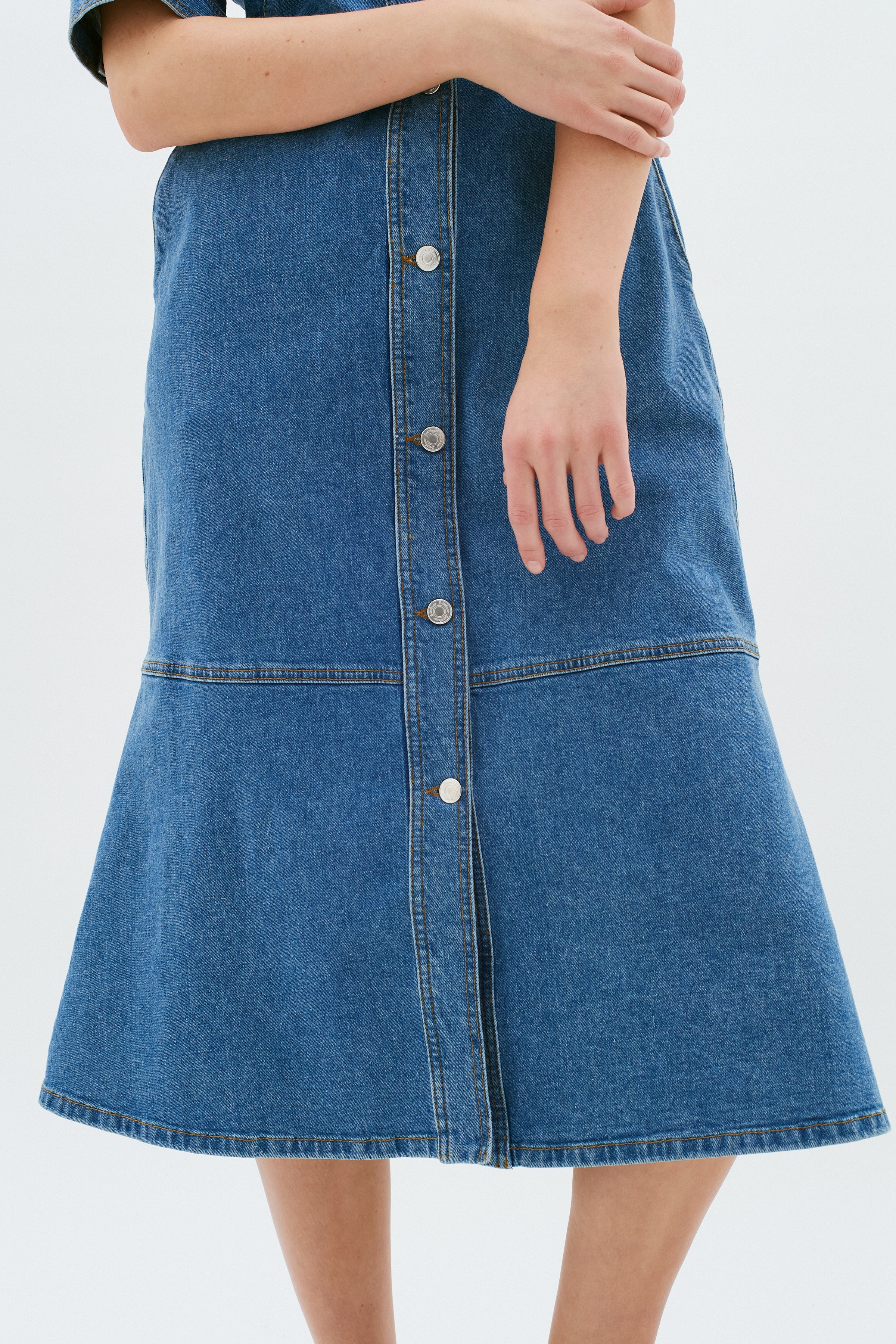 PheifferIW Denim Dress LOOKBOOK DETAIL 30109171-301979