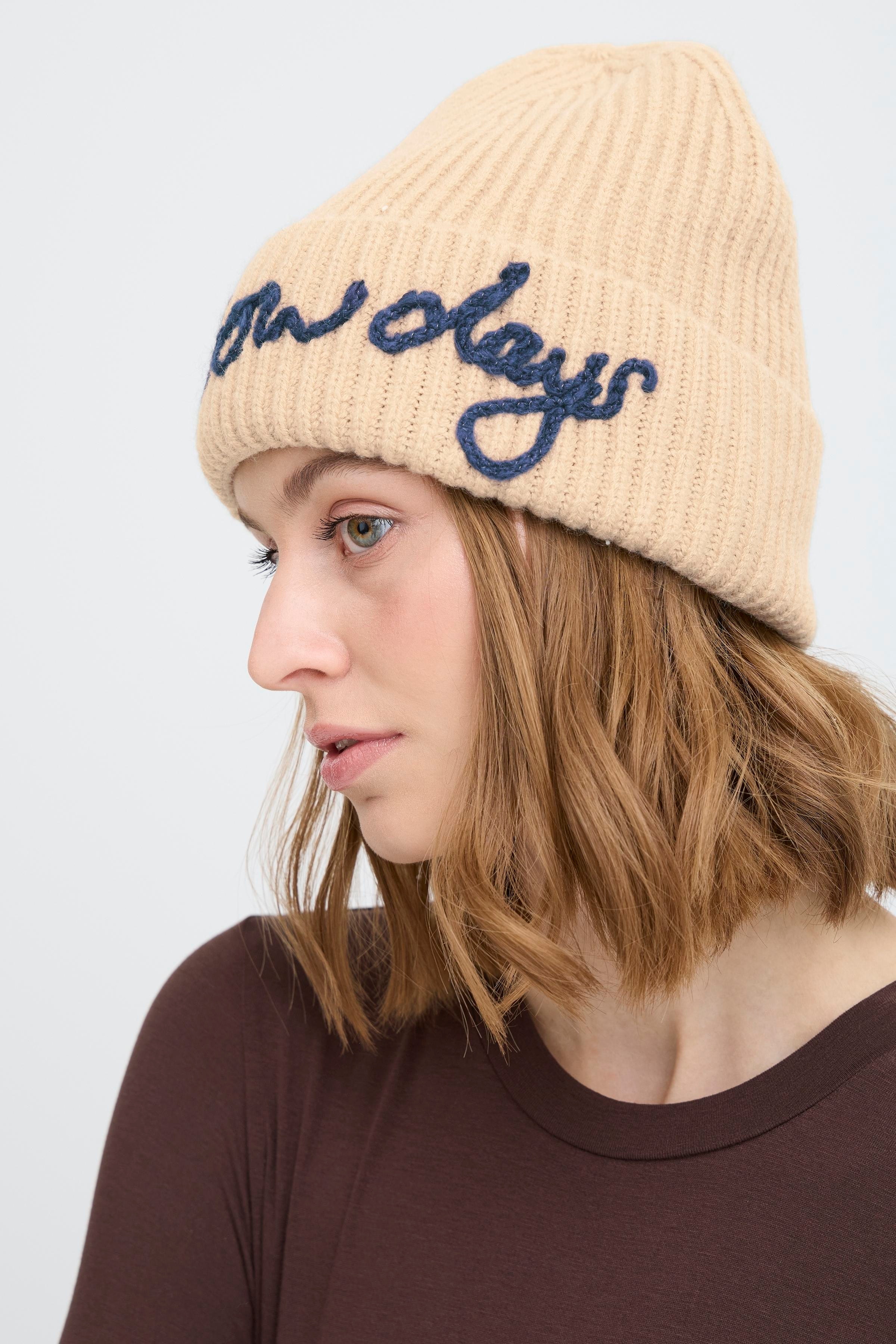 IAMELIS Hatt LOOKBOOK FRONT 20124779-151116