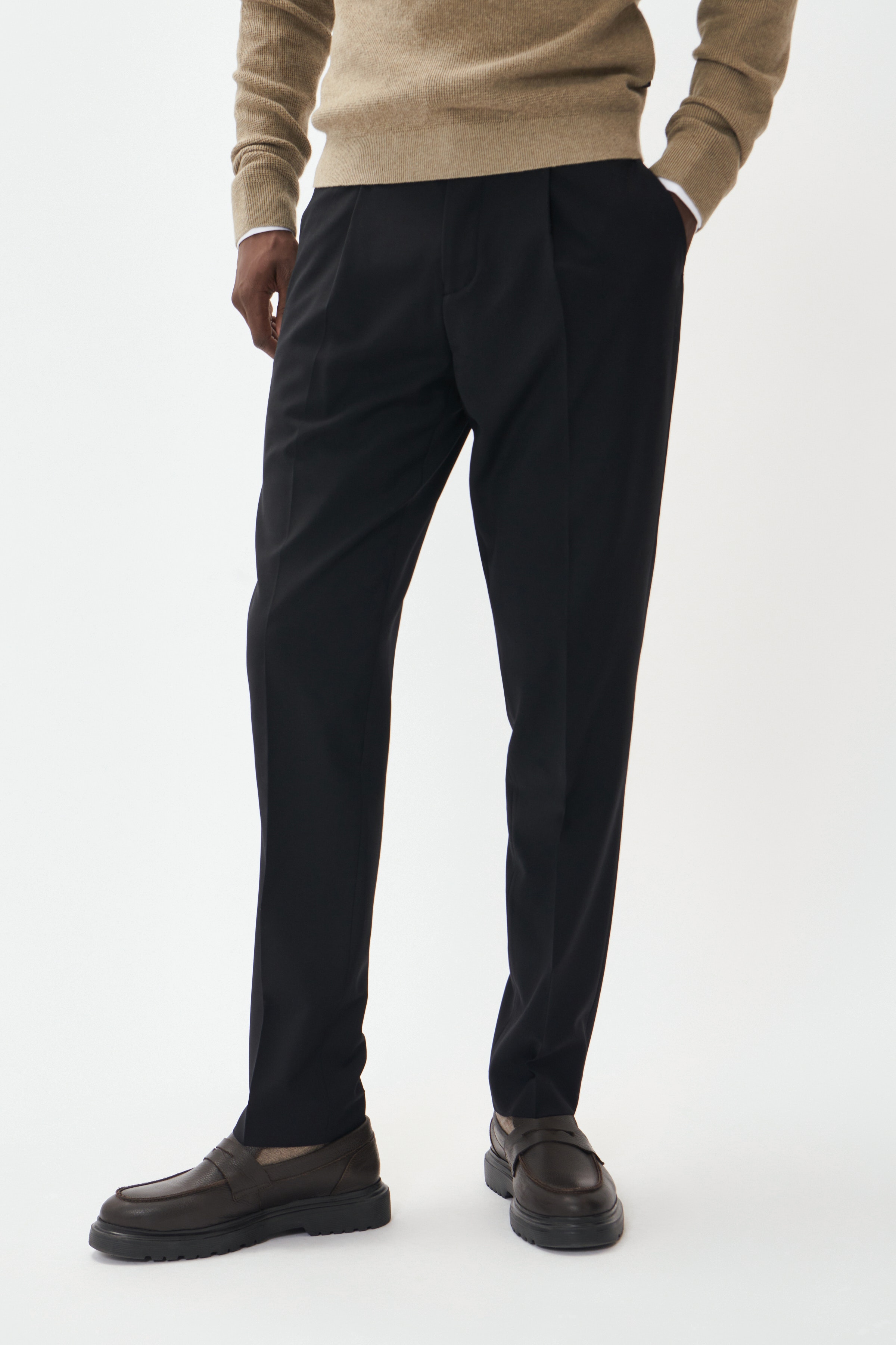 MAweller Trousers LOOKBOOK FRONT 30207506-300275