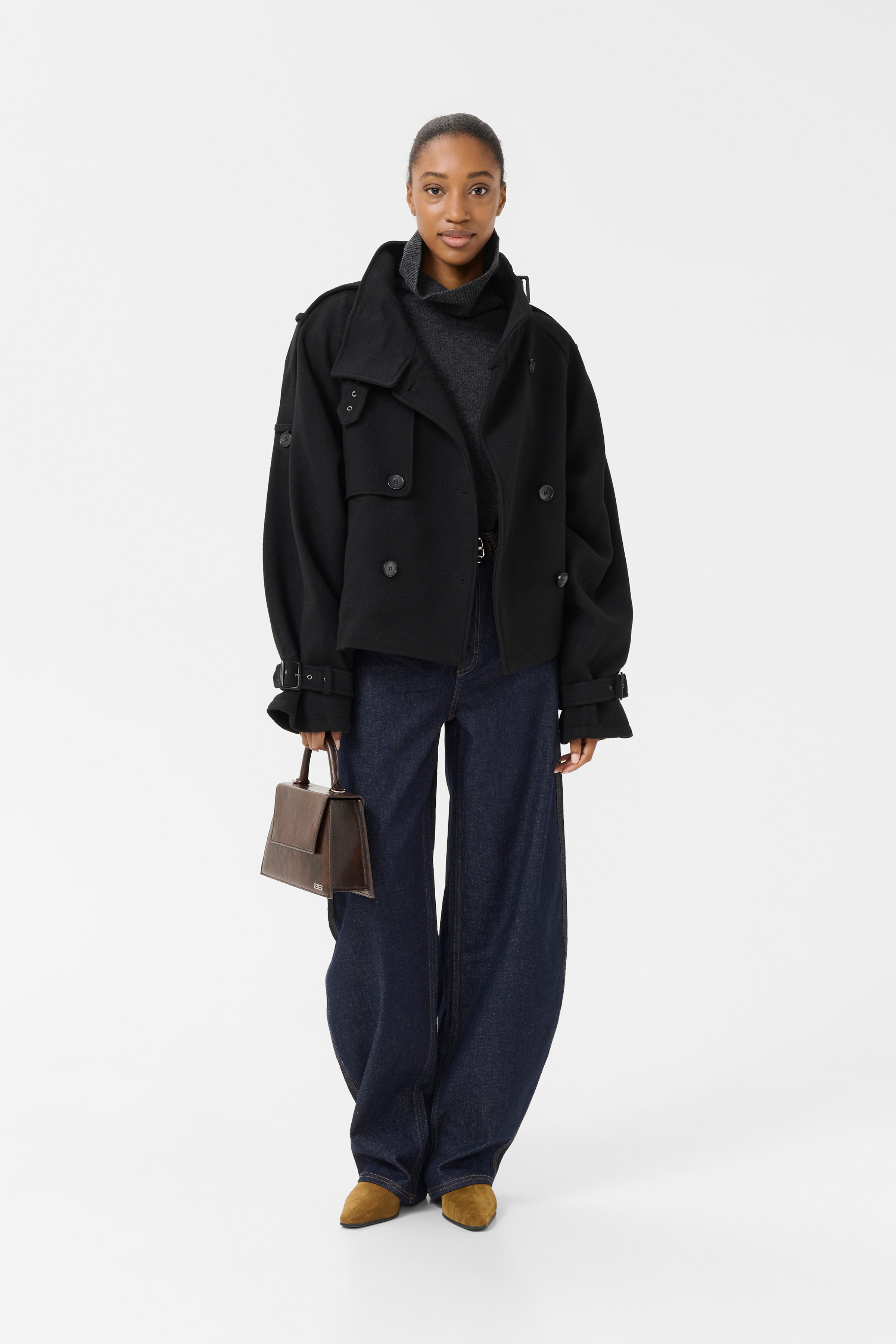 GZavic Outerwear LOOKBOOK FRONT 10910324-100017