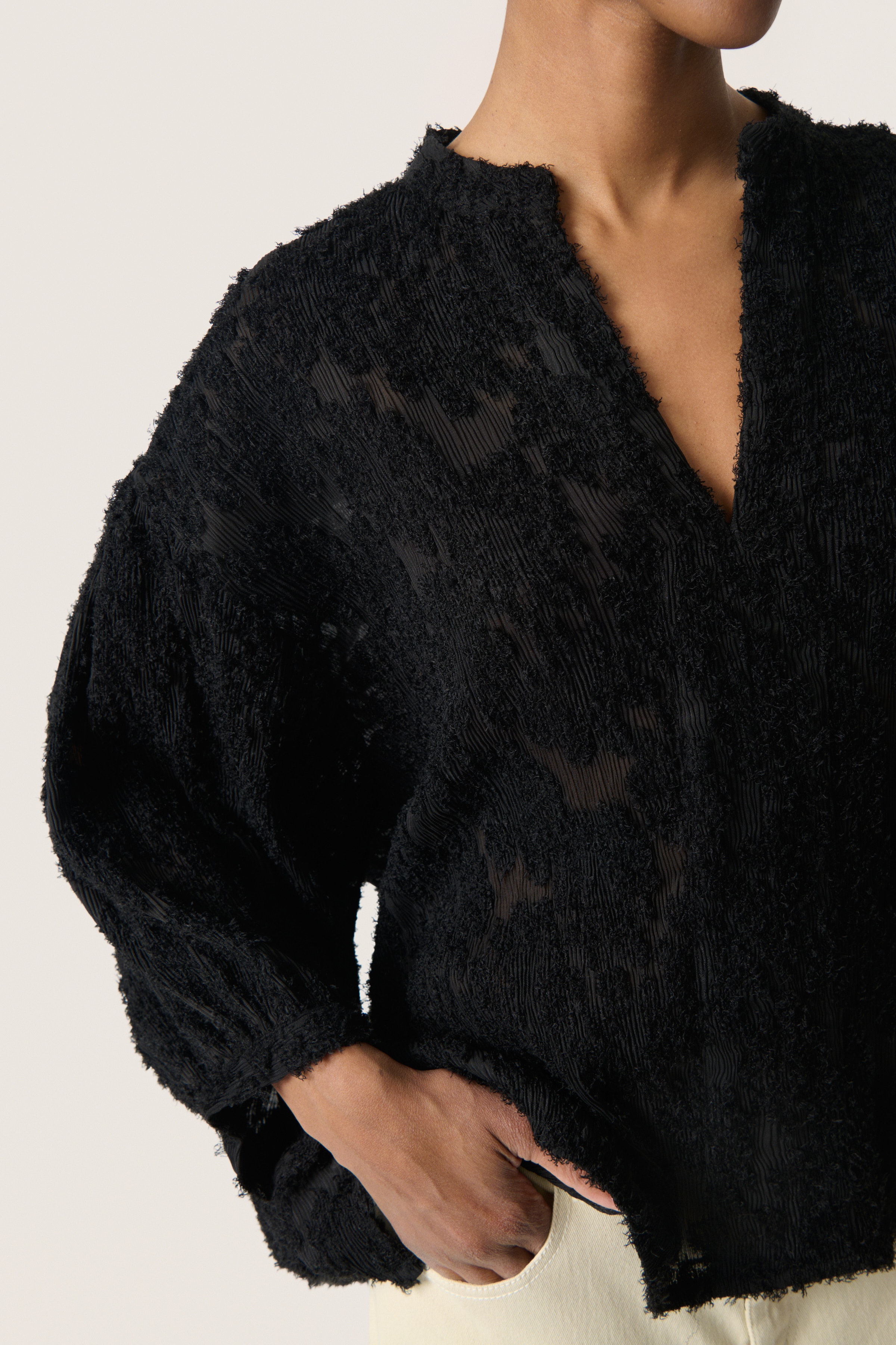 SLRaye Blouse LOOKBOOK DETAIL 30408613-194008