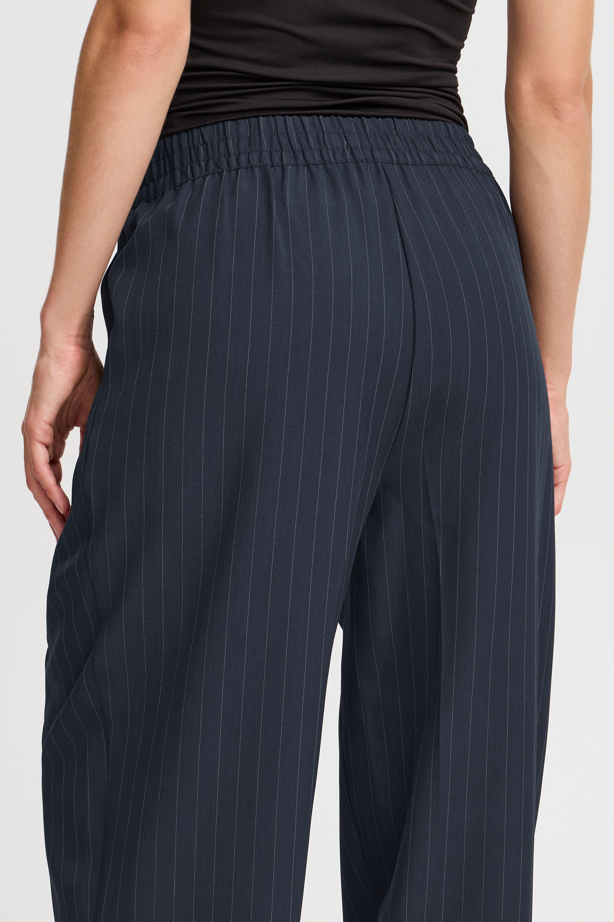BYMMIDDE Hose LOOKBOOK DETAIL 20815544-203921