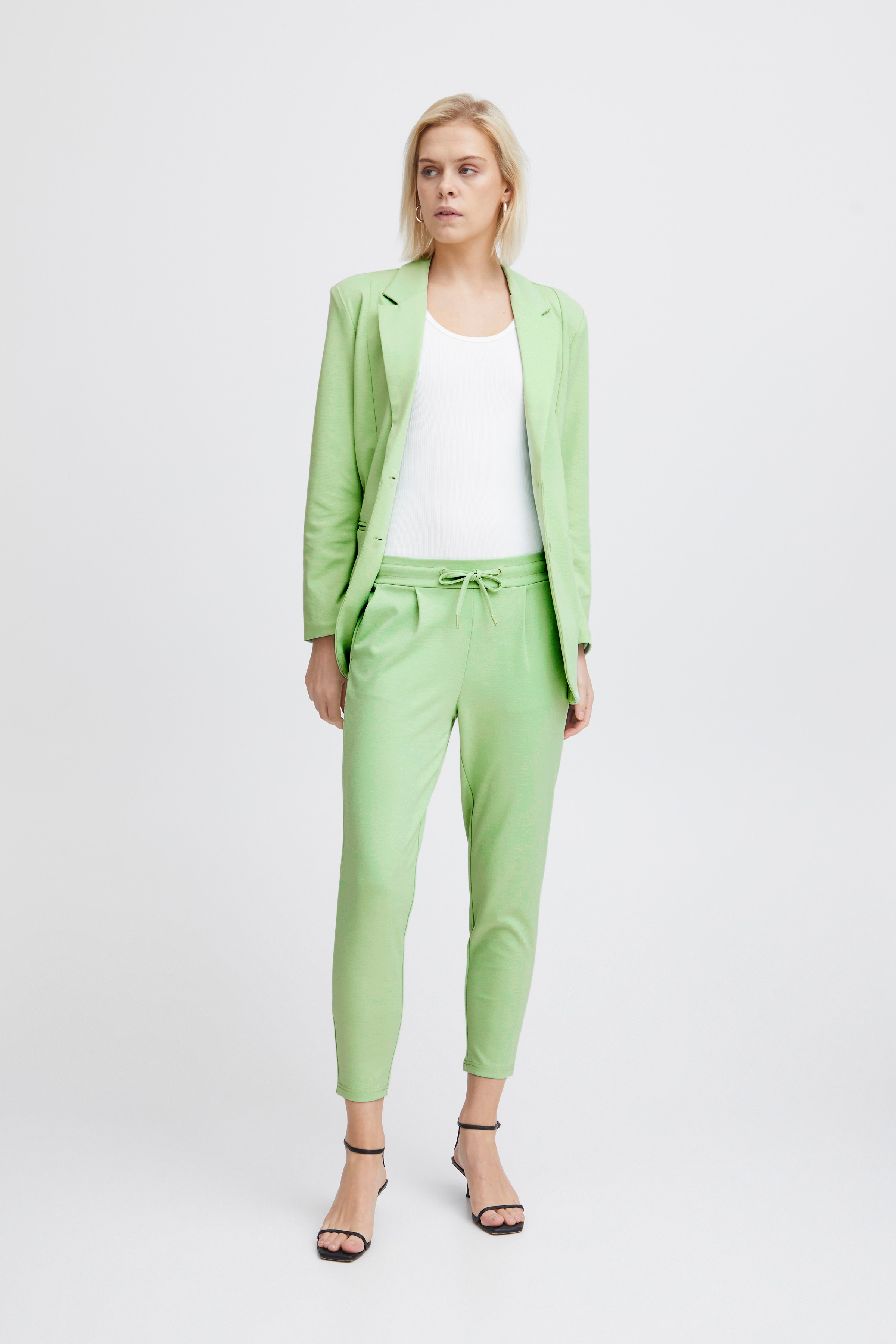 IHKATE Bukser LOOKBOOK FRONT 20104757-146316