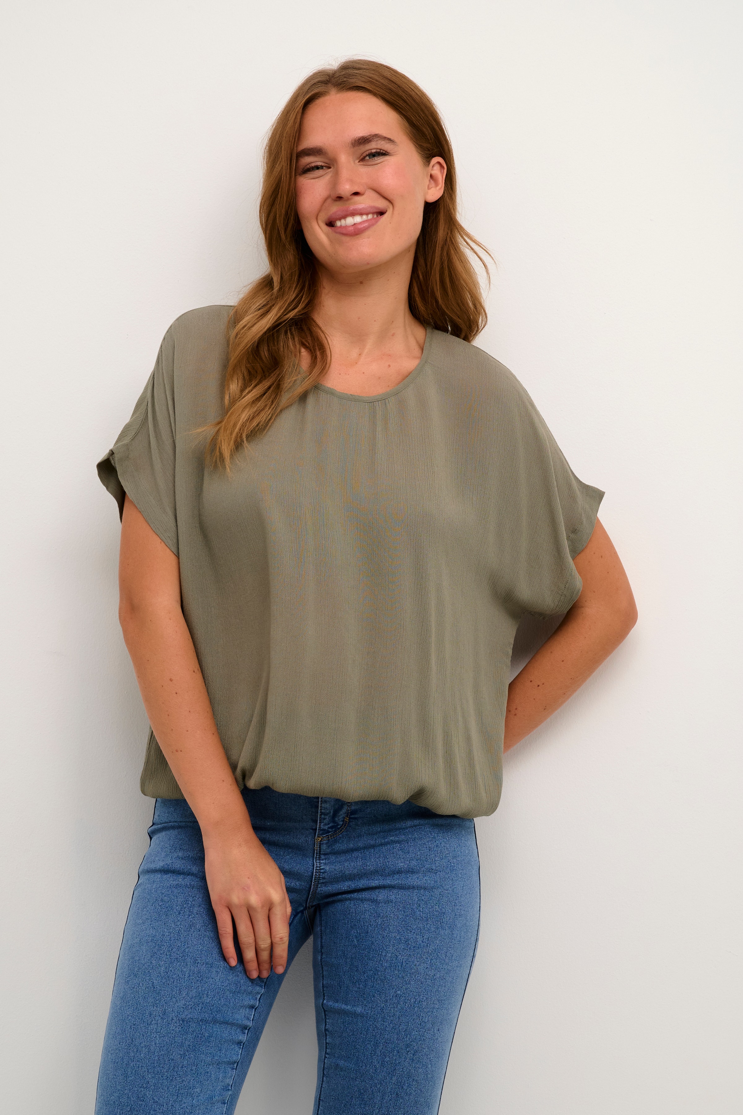 Amber Blus LOOKBOOK FRONT 10500781-170613