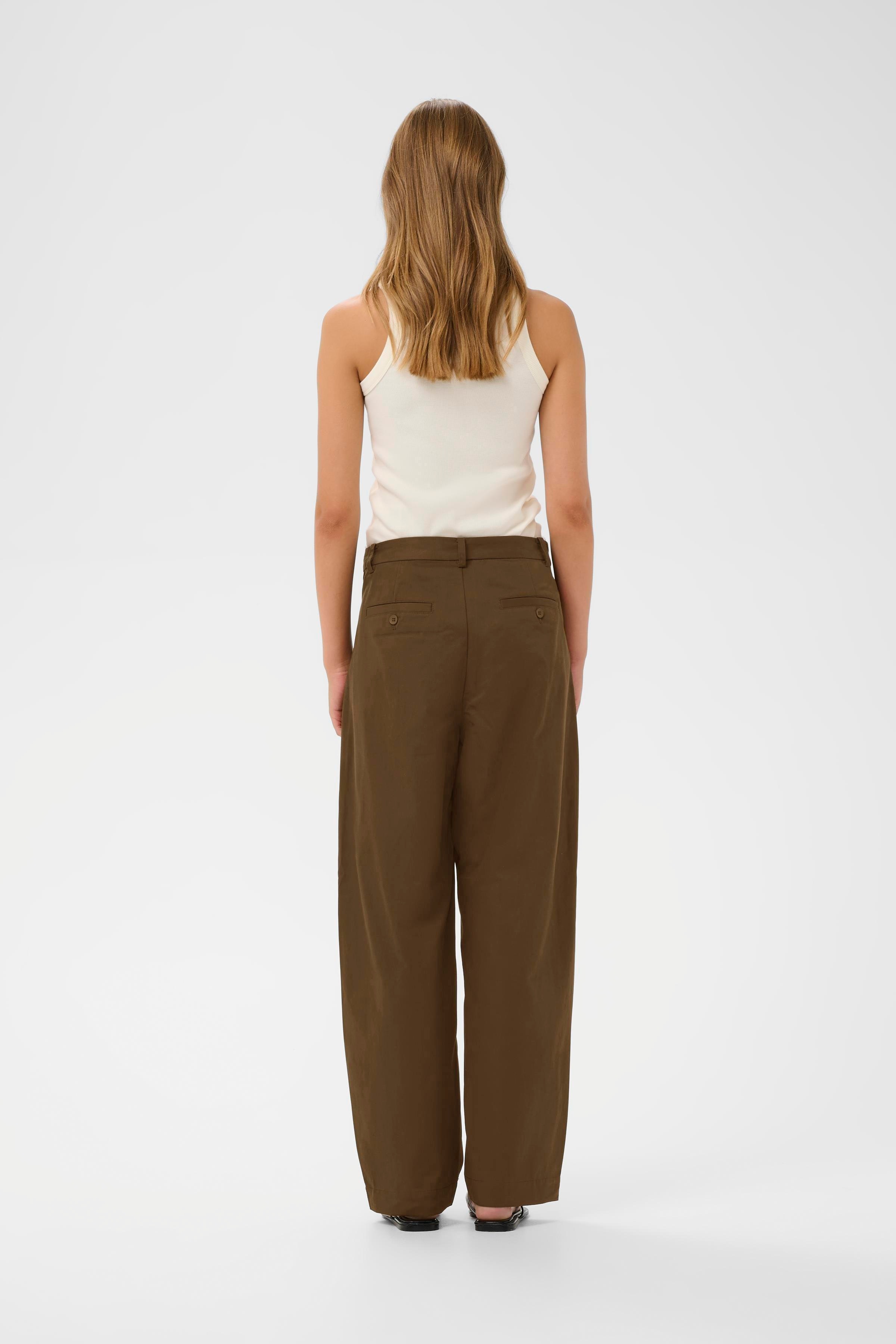 TinikkaIW Hose LOOKBOOK FRONT 30111163-190815