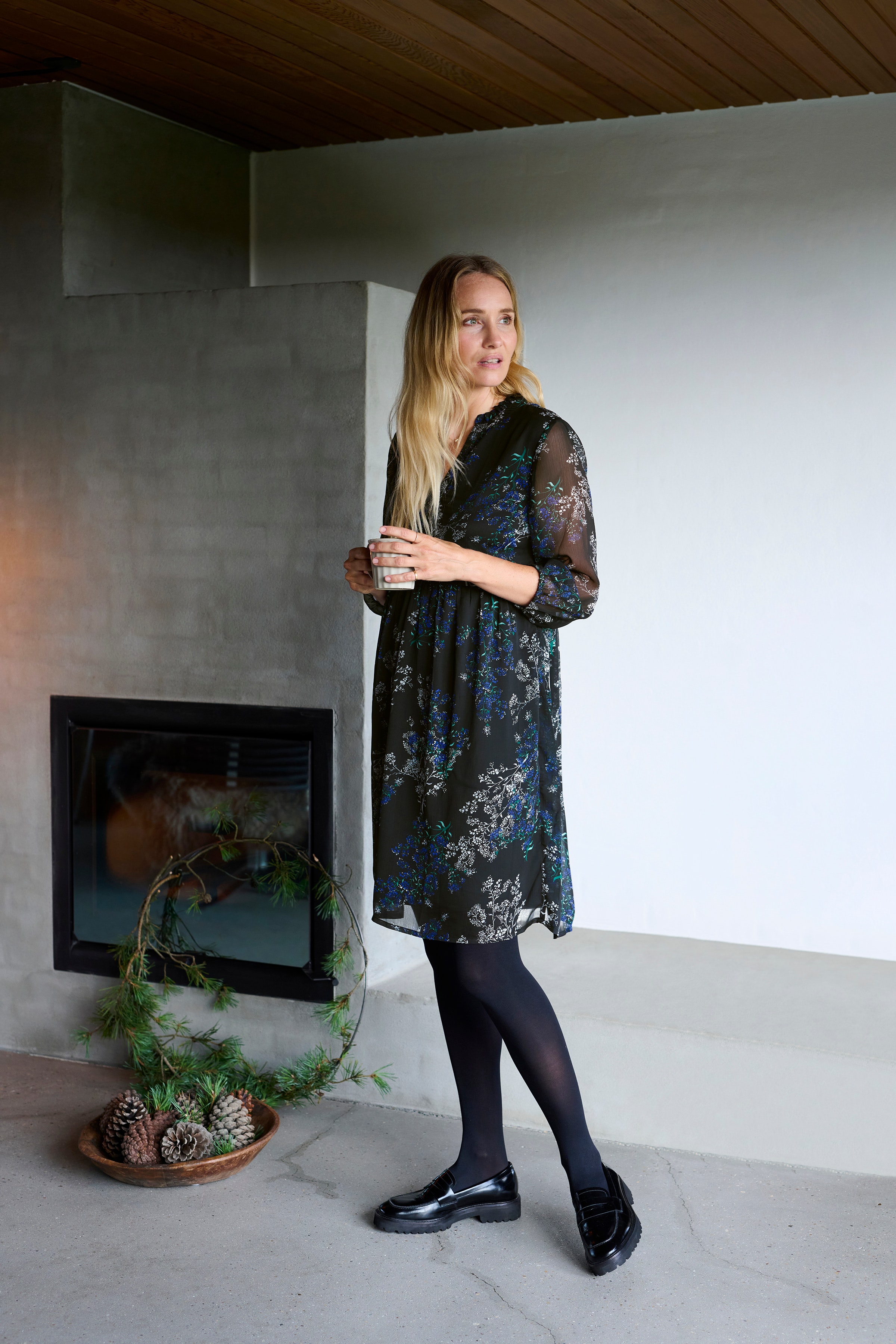 BPwimal Dress LOCATION NONE 10590578-105304B