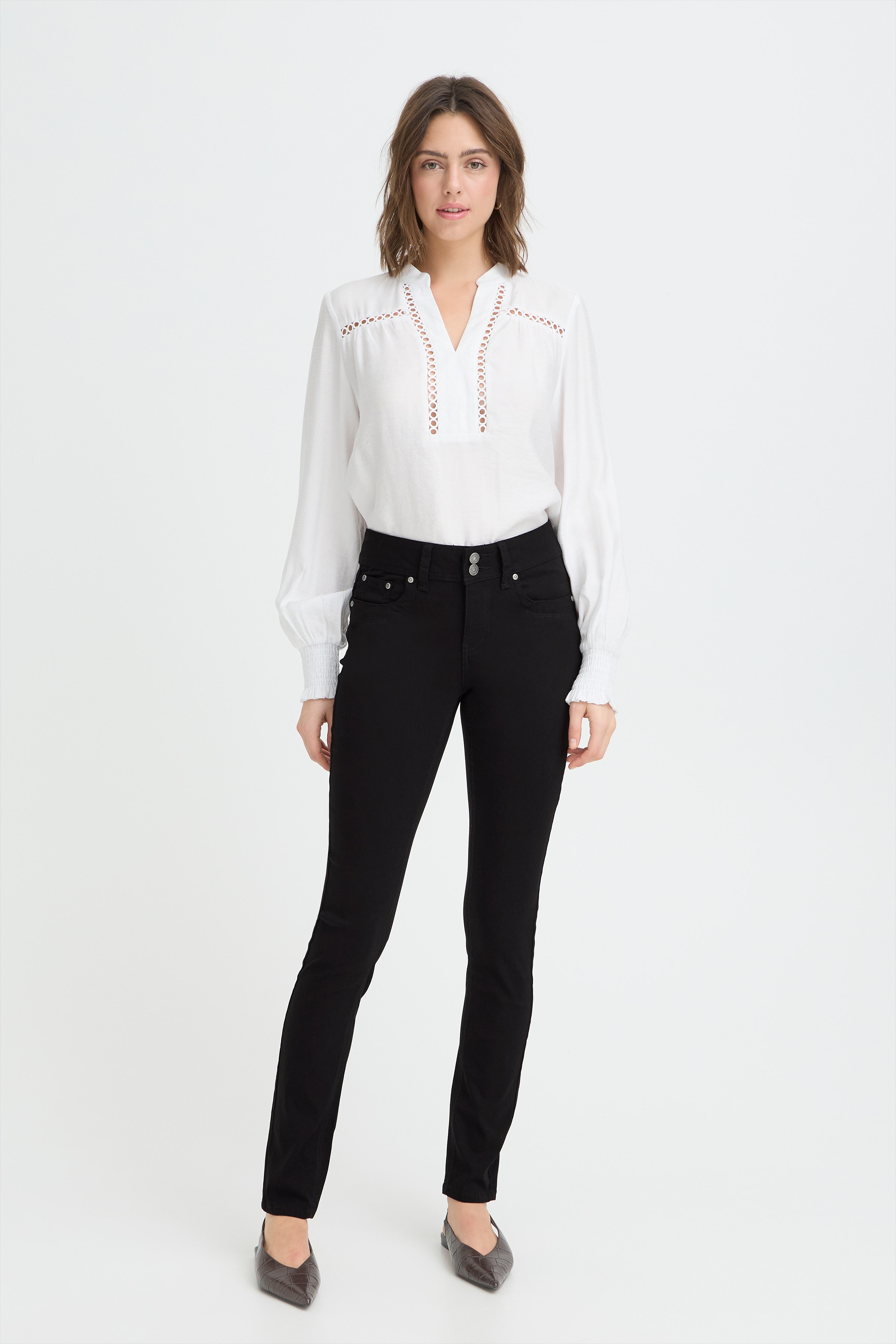 ZALINFR BROEK CASUAL LOOKBOOK FRONT 601748-60096