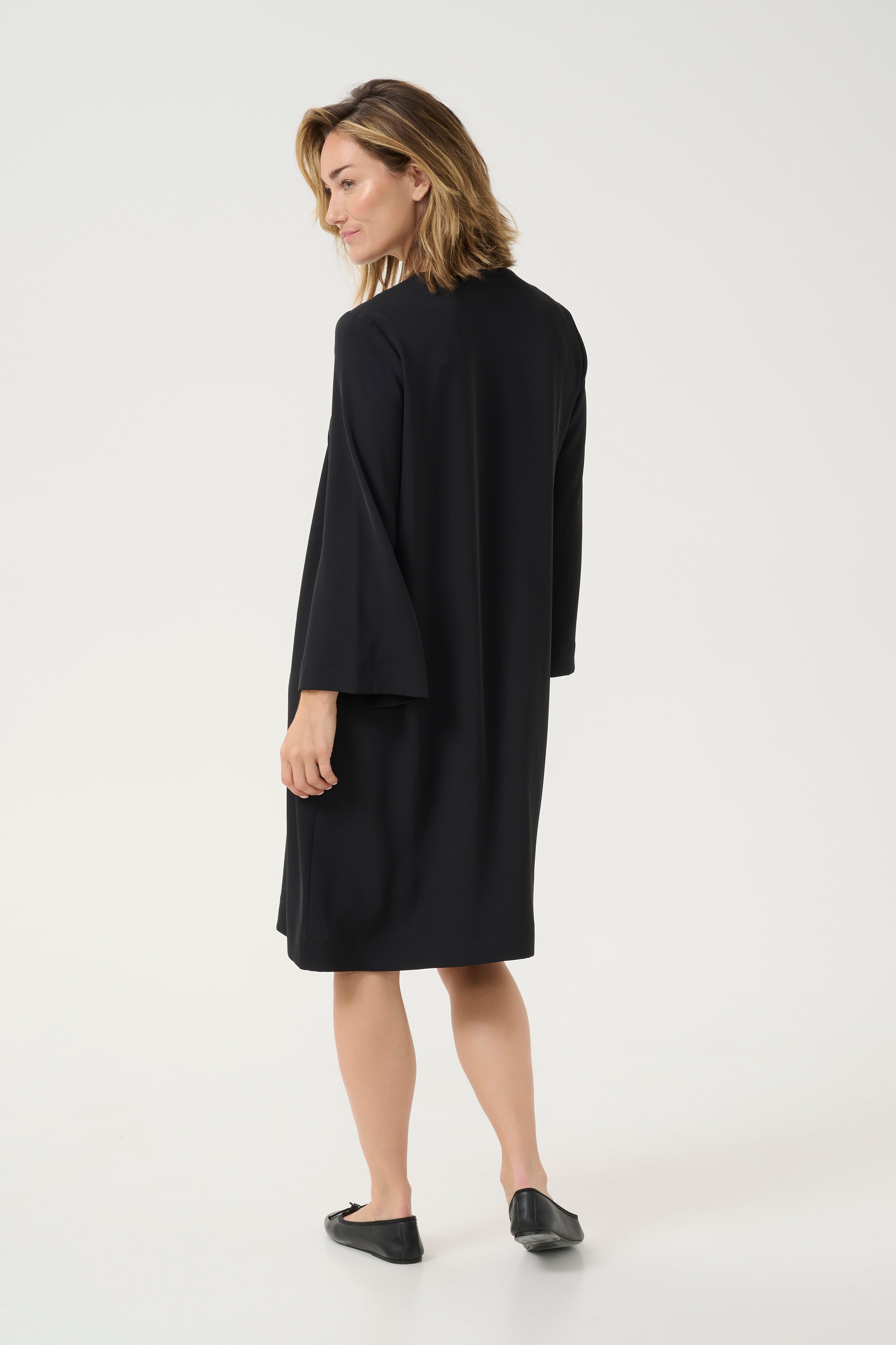 BPdonna Kleid LOOKBOOK BACK 10590760-100121B