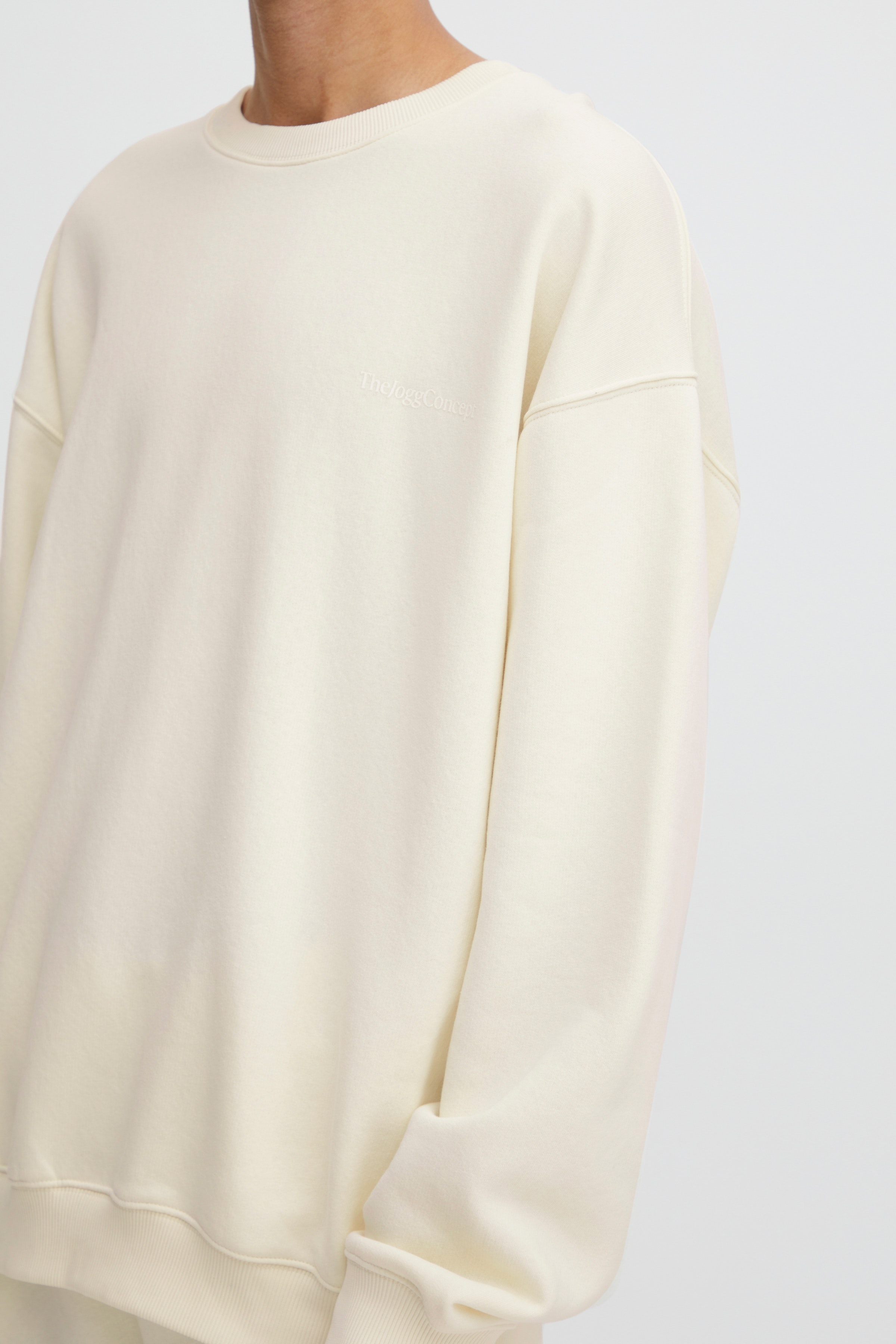 JCMRAFINE Pullover LOOKBOOK DETAIL 22800350-130905