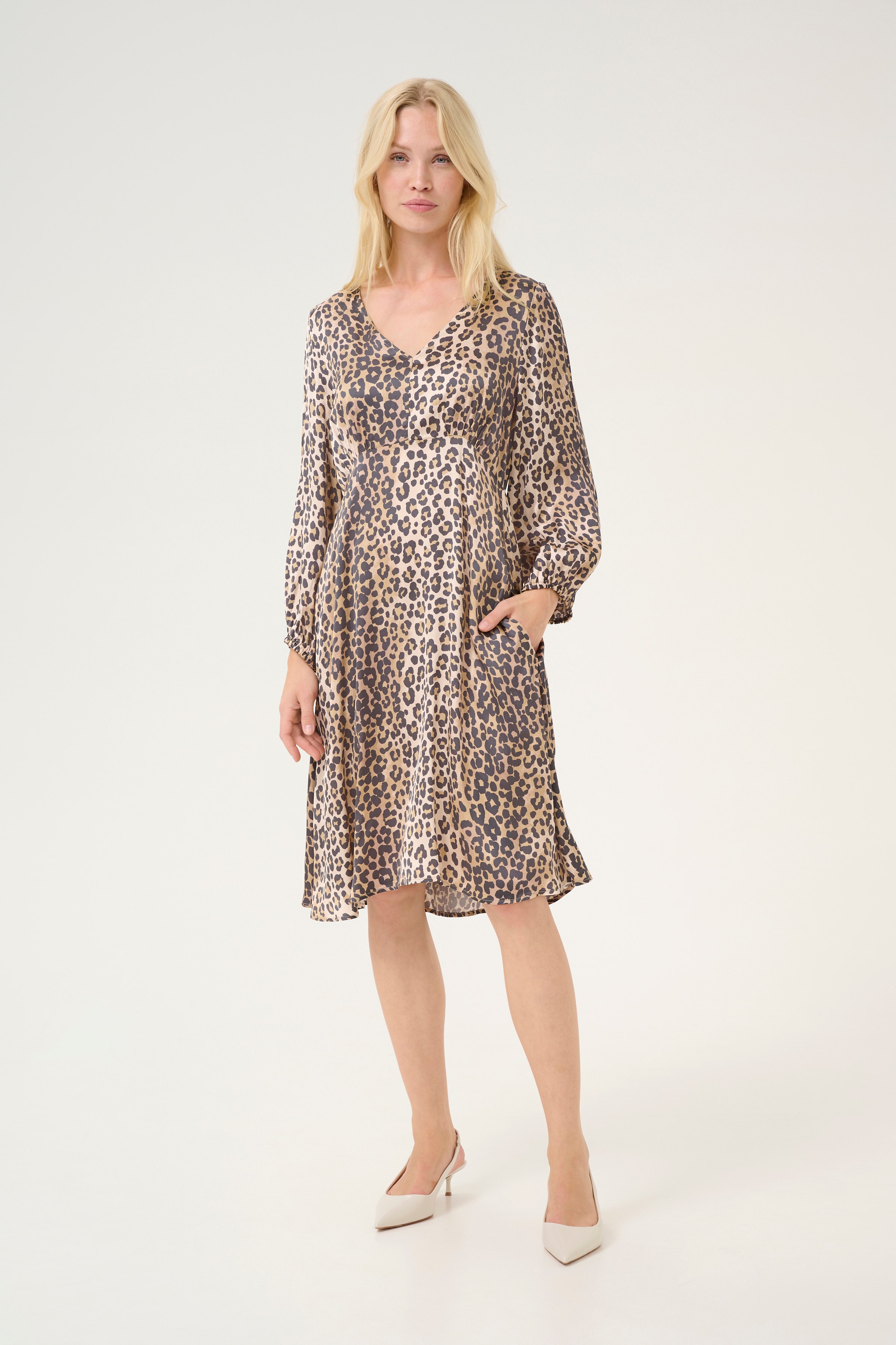 CUleona Leopard Dress LOOKBOOK FRONT 50111703-107355