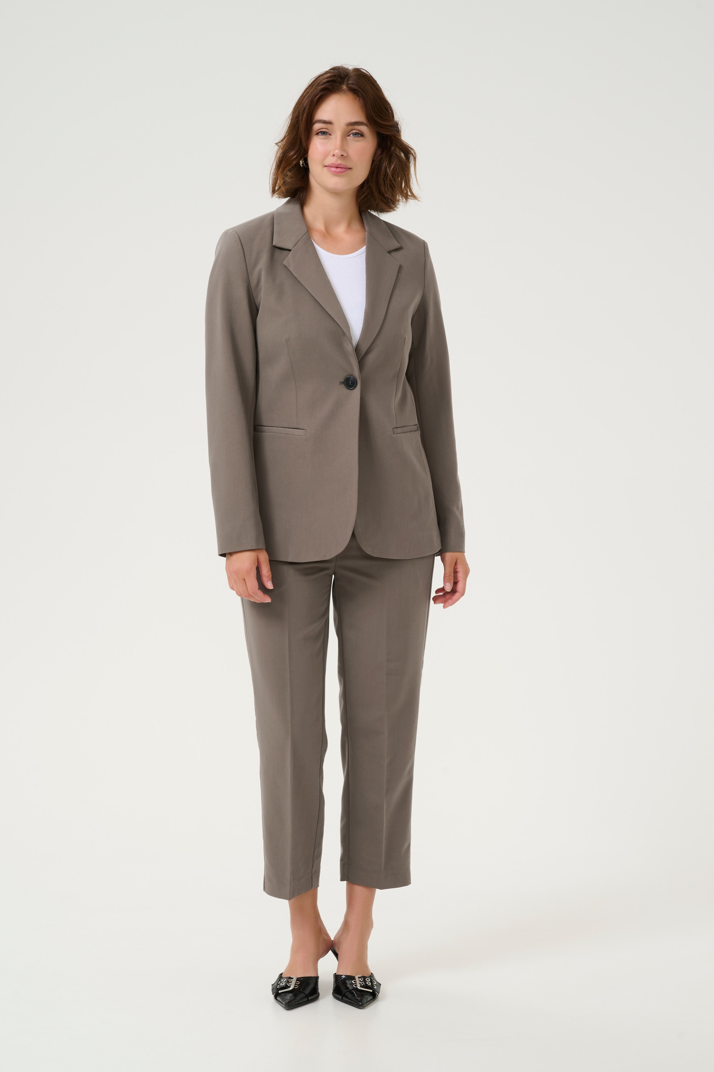 KAsakura Blazer LOOKBOOK FRONT 10506684-190810