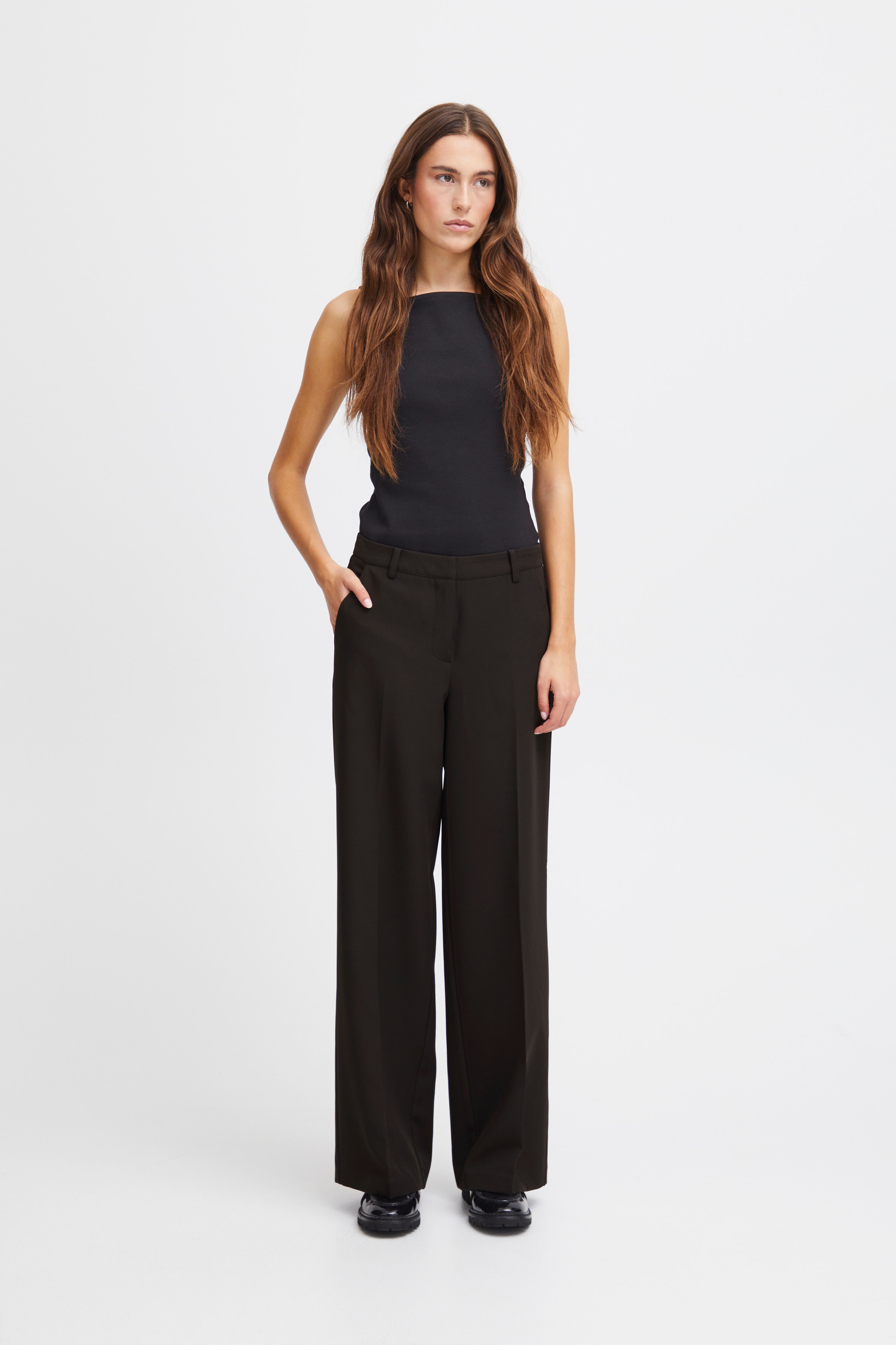 IHLEXI Trousers LOOKBOOK FRONT 20117838-194008