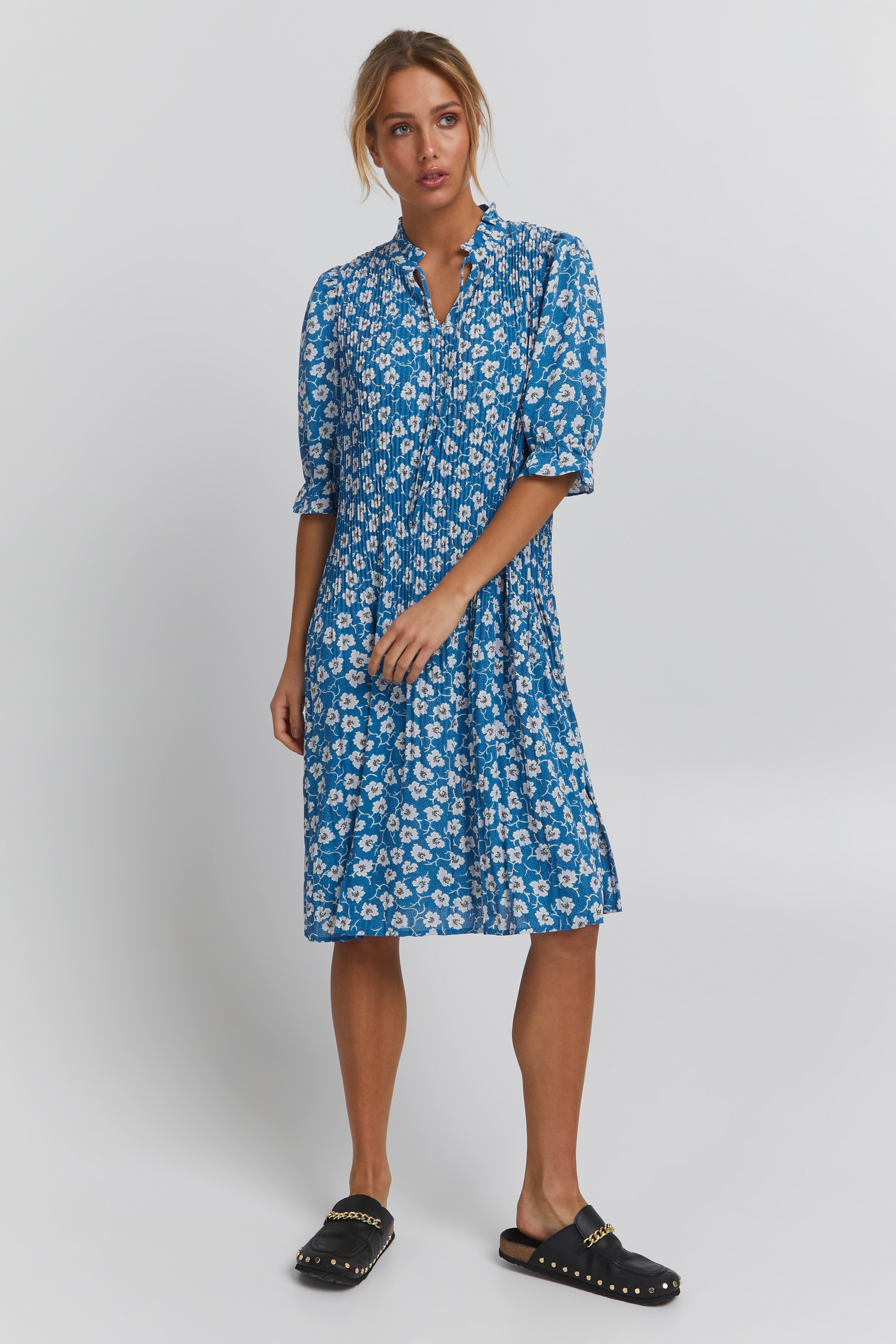 Kjole LOOKBOOK FRONT 20117781-184140