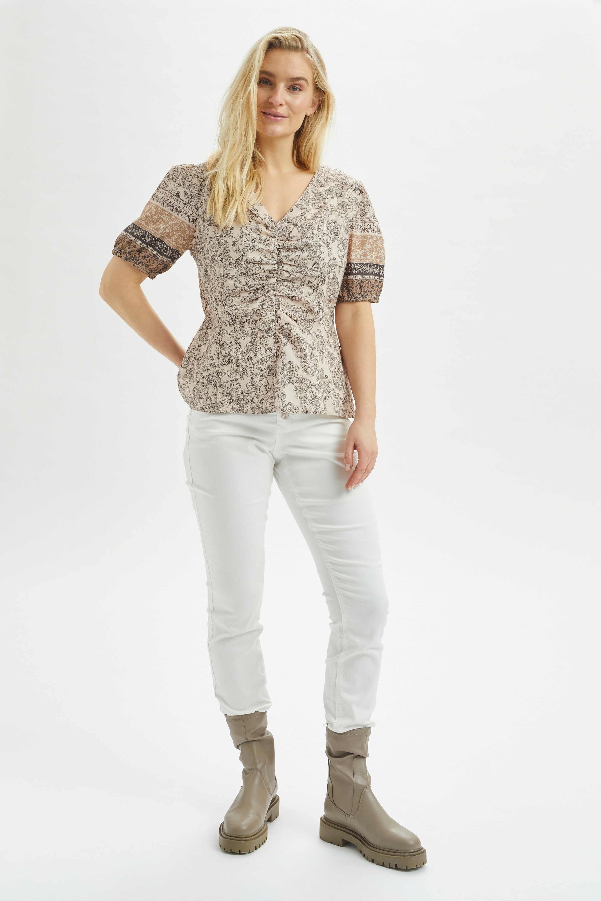 CRSvinga Kortermet bluse LOOKBOOK FRONT 10650647-102031