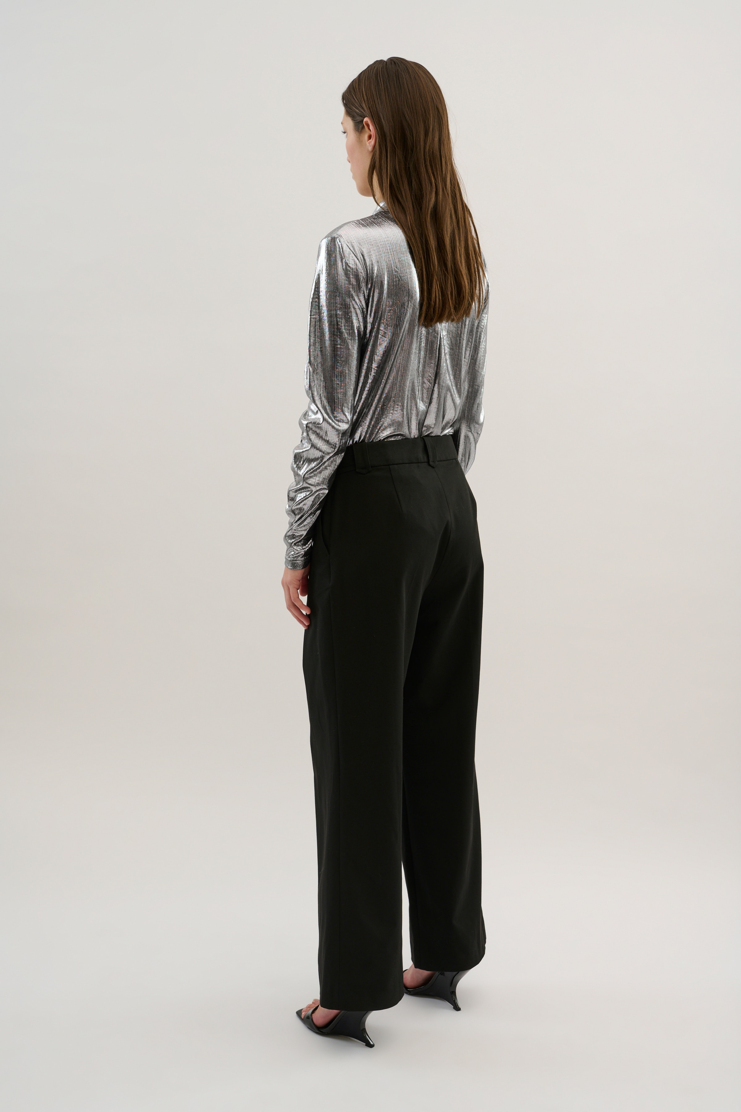 KBRegitze Blouse LOOKBOOK BACK 10105118-145002