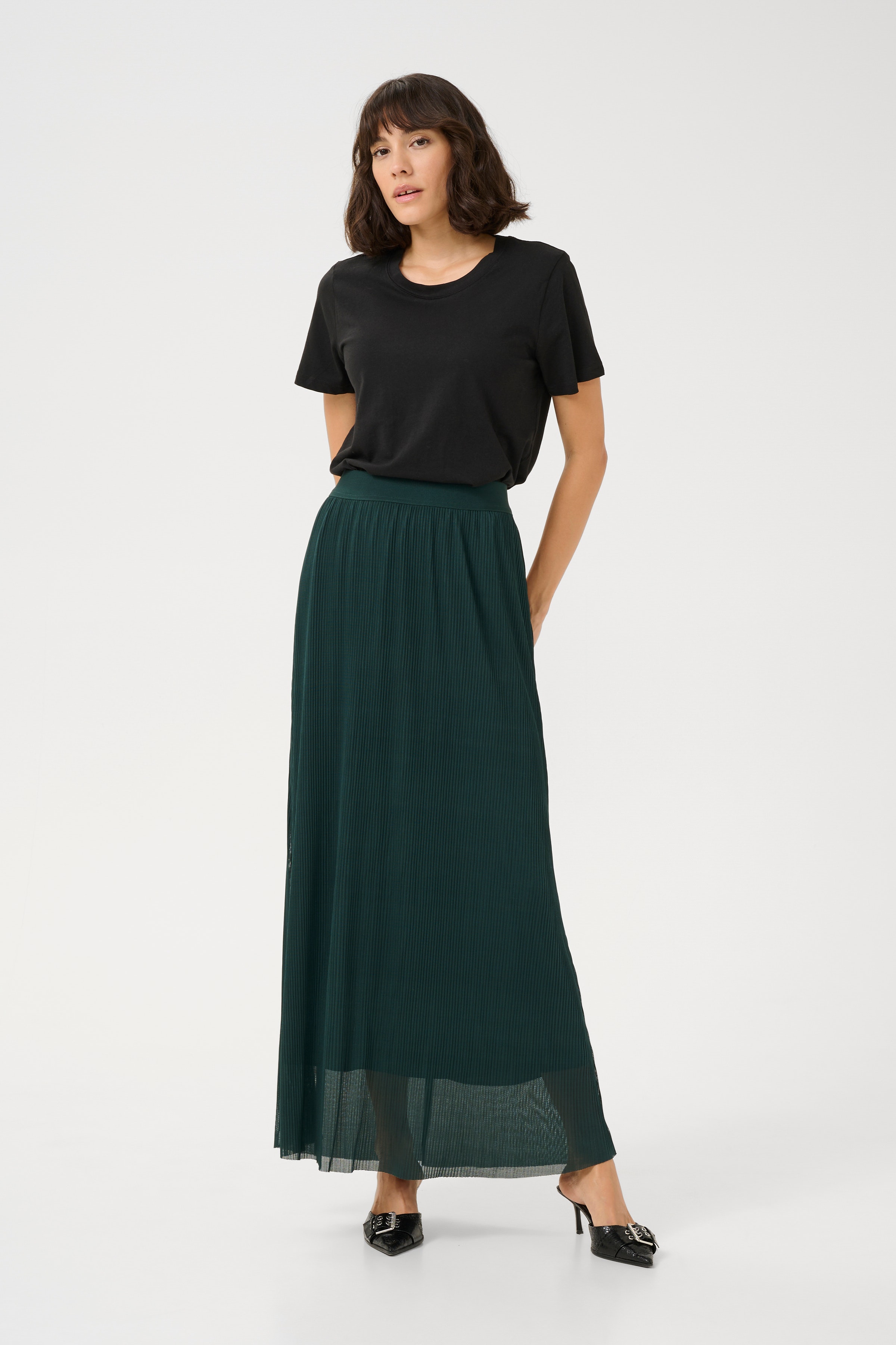 KAliva Skirt LOOKBOOK FRONT 10510190-106796