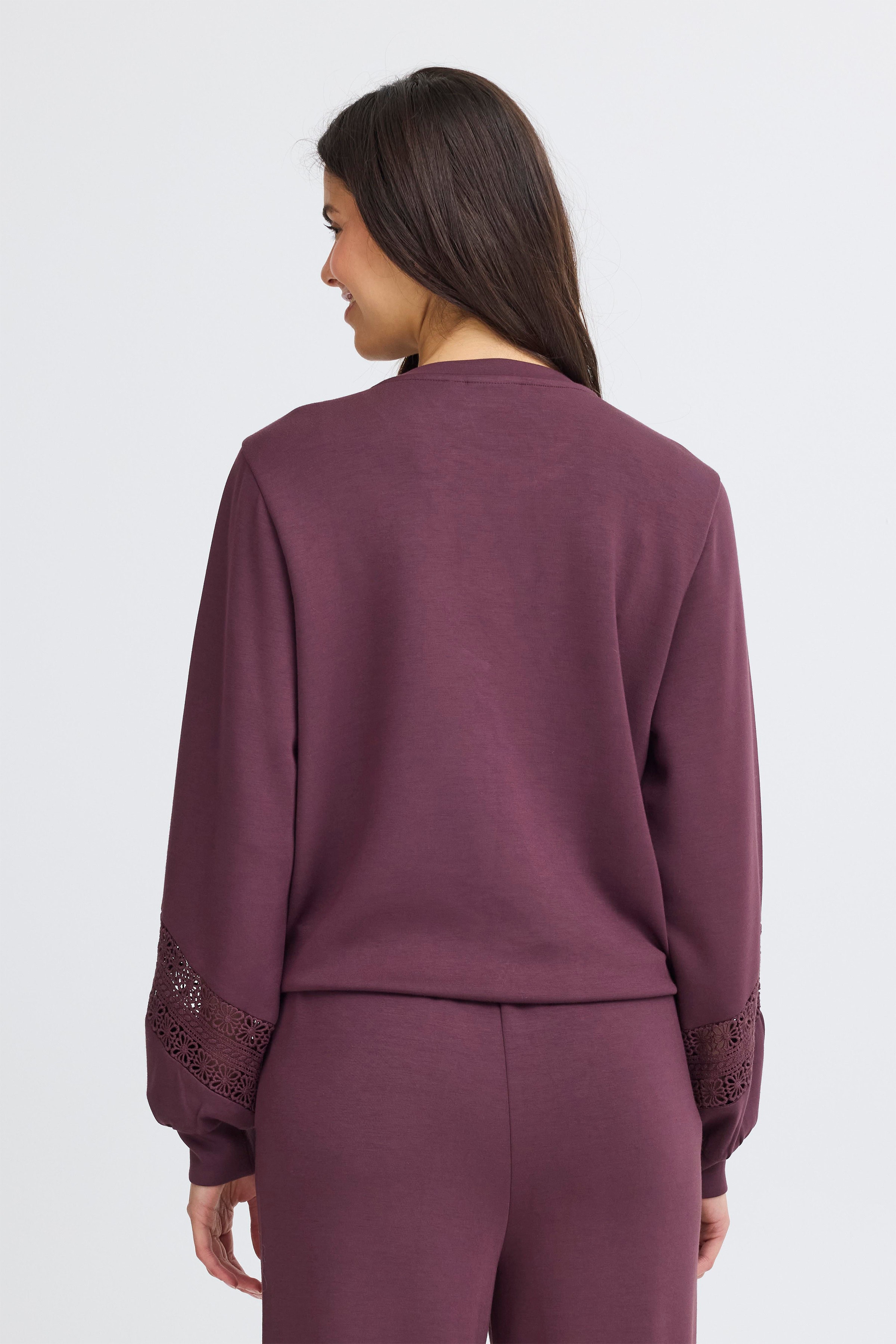 FRAURORA Sweatshirt LOOKBOOK FRONT 20617209-191619