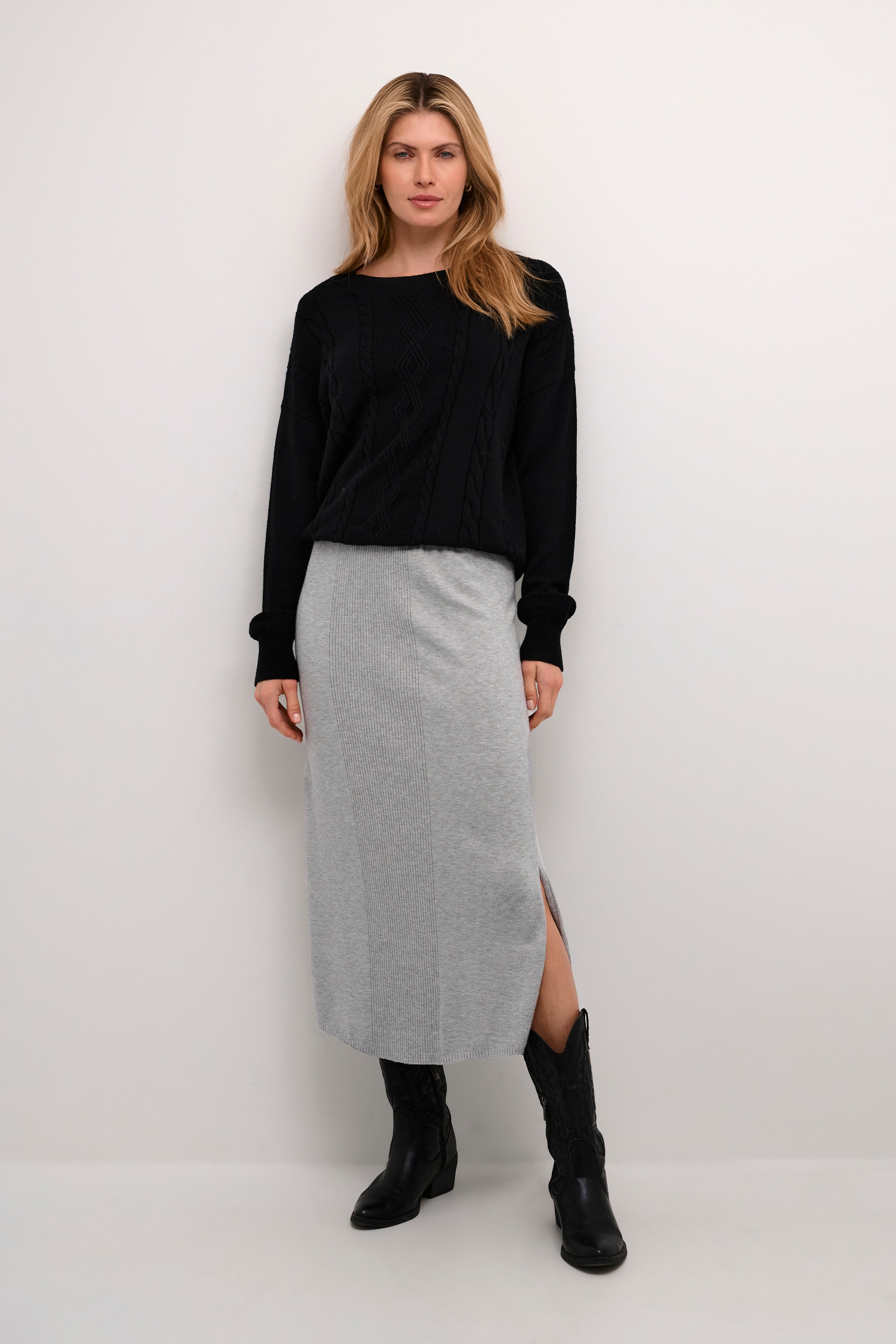 CRDela Skirt LOOKBOOK FRONT 10612835-100391