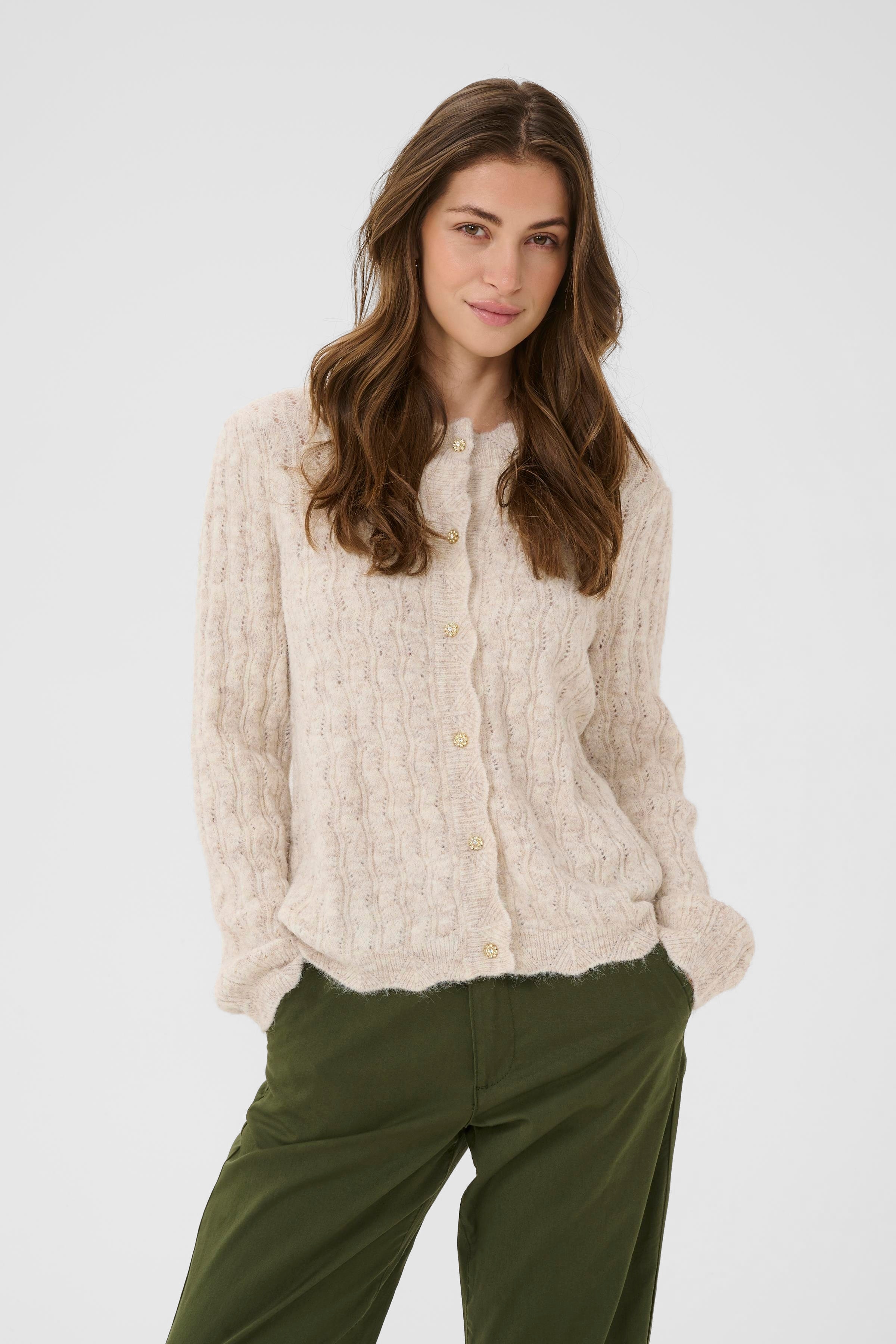 CRJunah Cardigan LOOKBOOK FRONT 10614228-100232