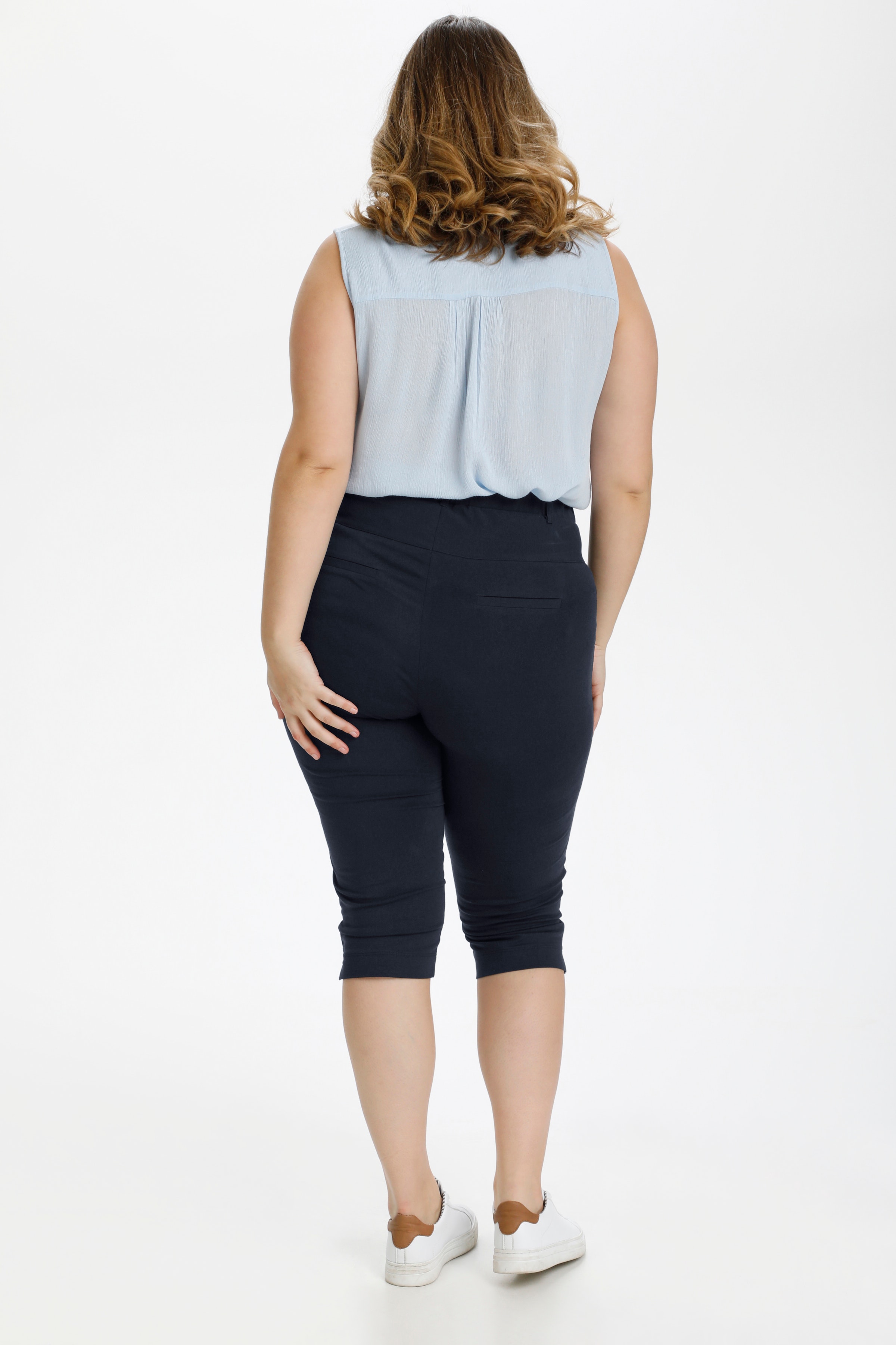 KCjia Capribyxor LOOKBOOK BACK 10580509-194020