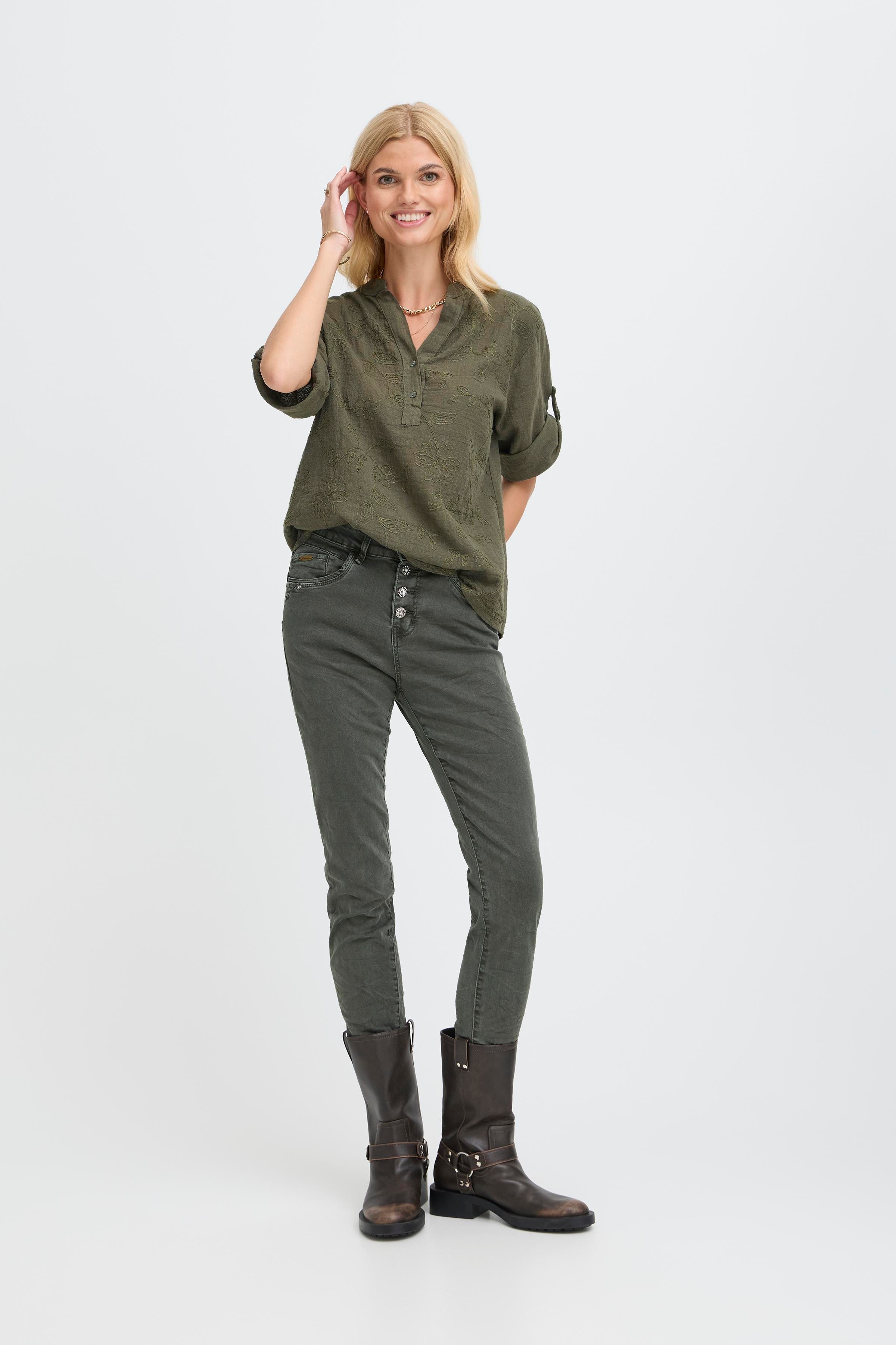SBALEXIS Bluse LOOKBOOK FRONT 22101049-180515