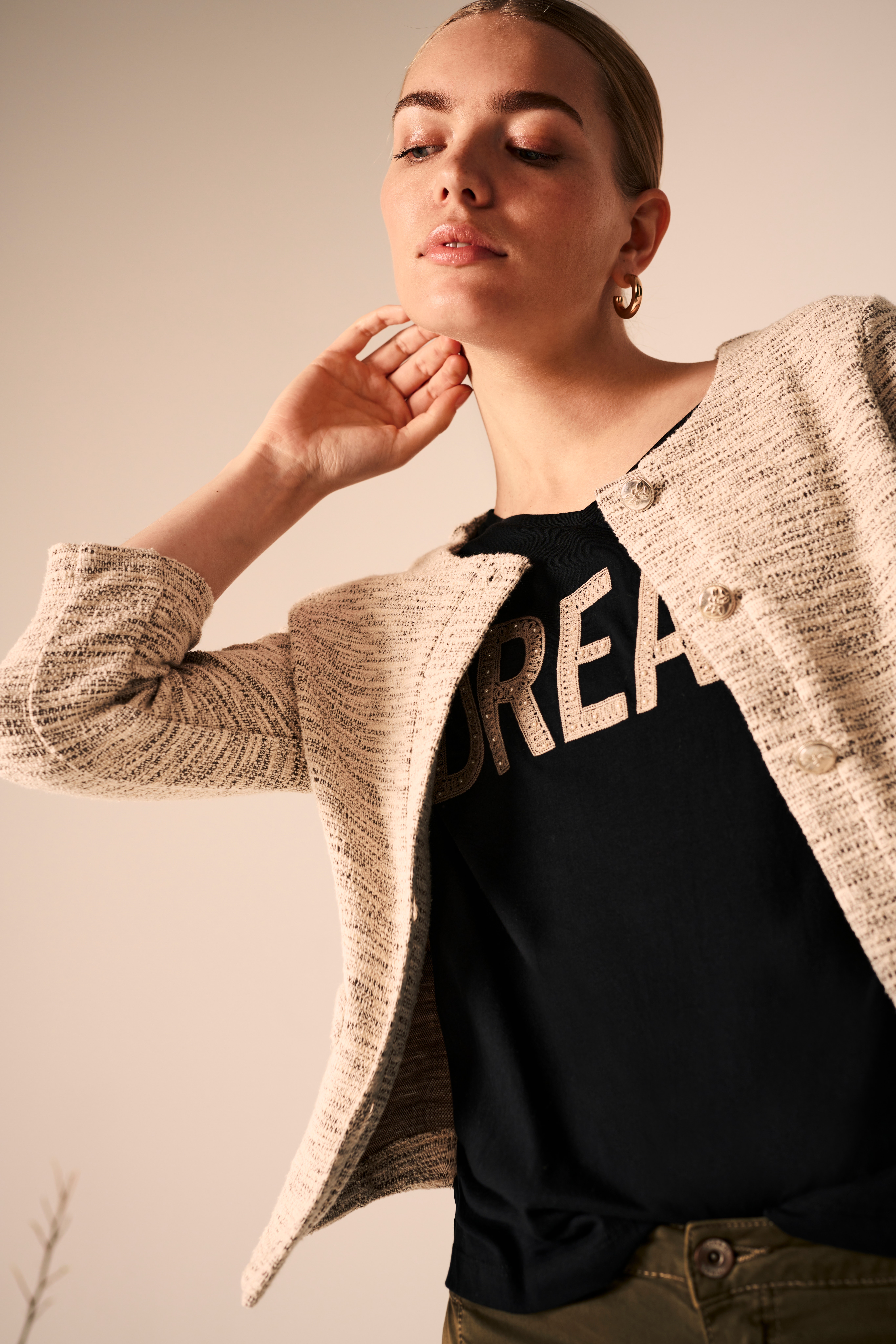 CRBest T-shirt LOCATION NONE 10611630-100120