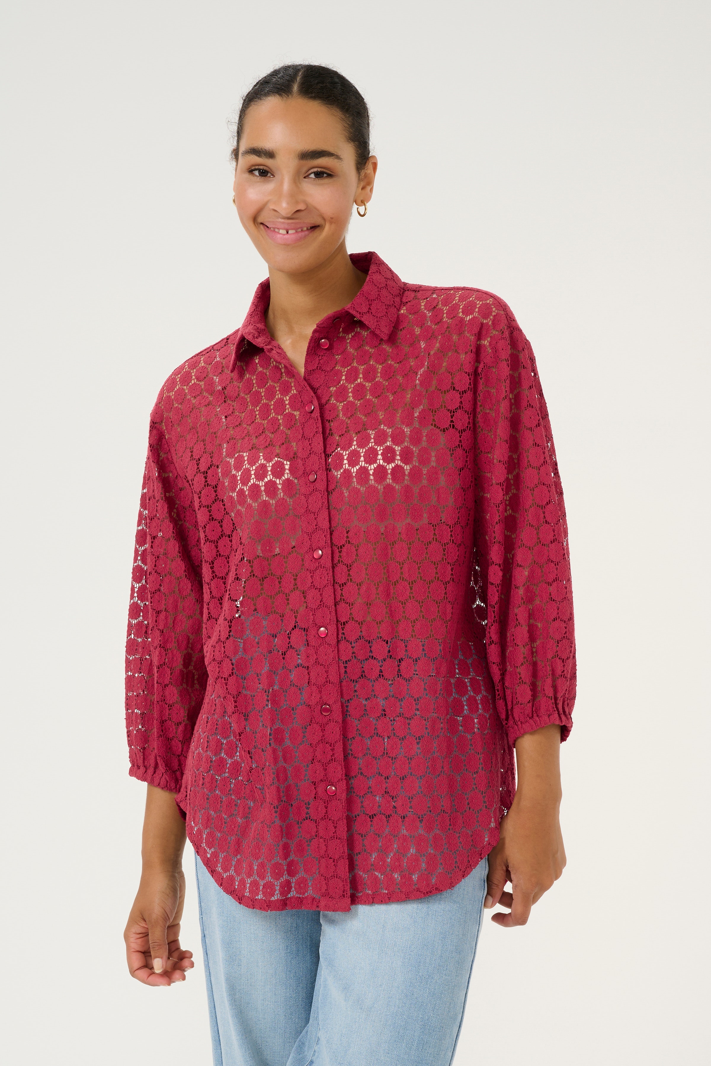 KAloren Lace shirt LOOKBOOK FRONT 10508509-191940