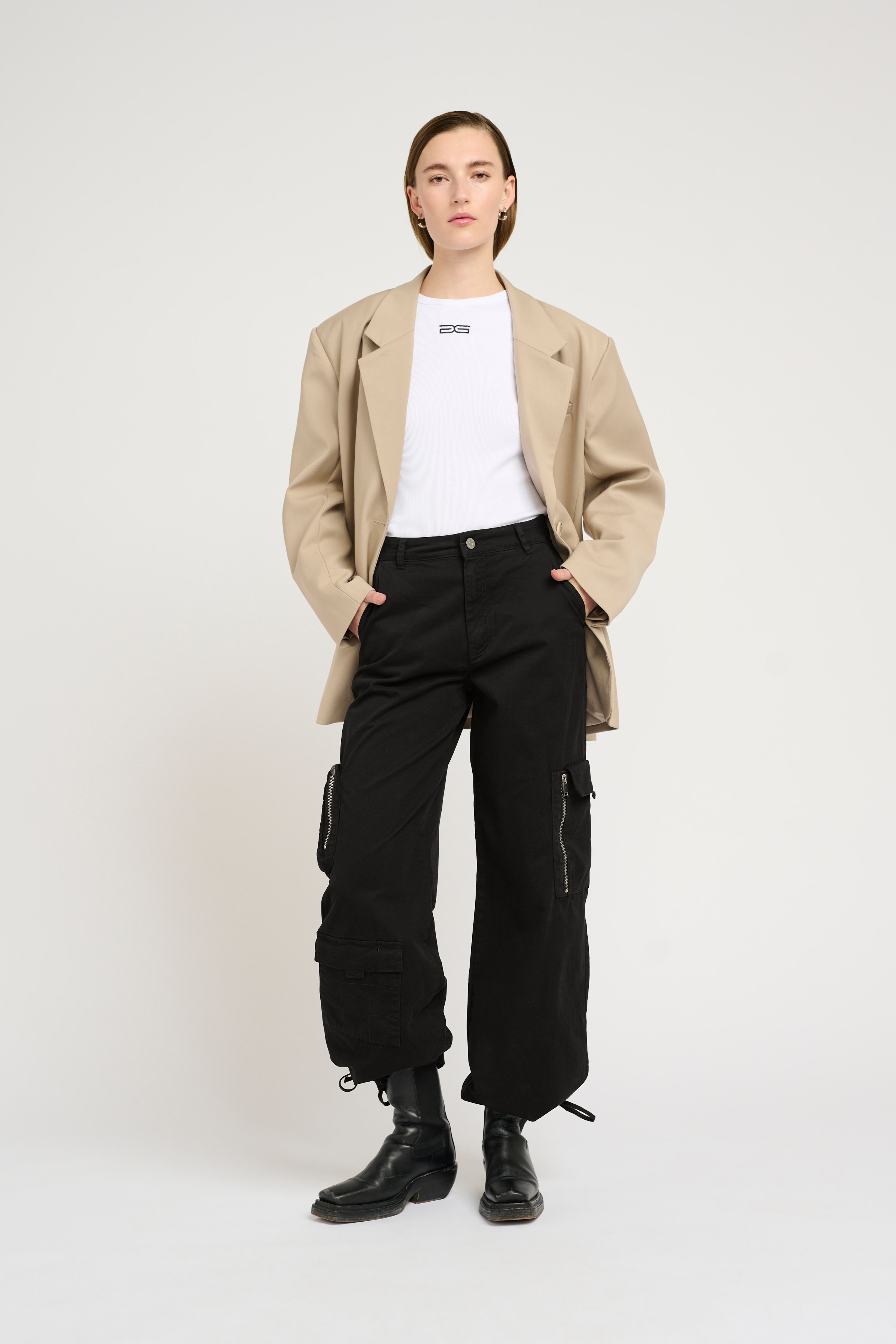 ChineaGZ Cargo trousers LOOKBOOK FRONT 10906462-100017