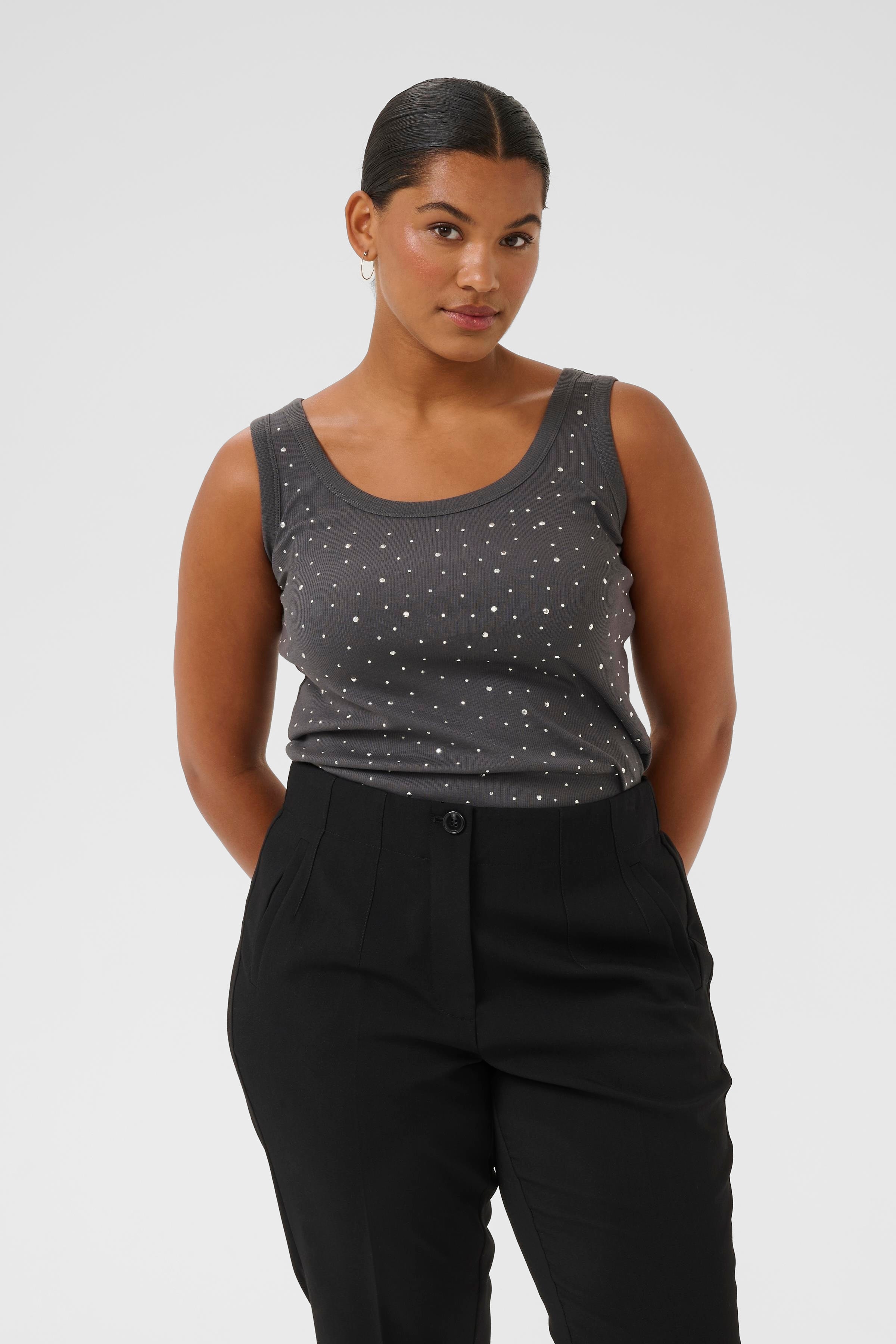 KCcarina Top LOOKBOOK FRONT 10583638-190205