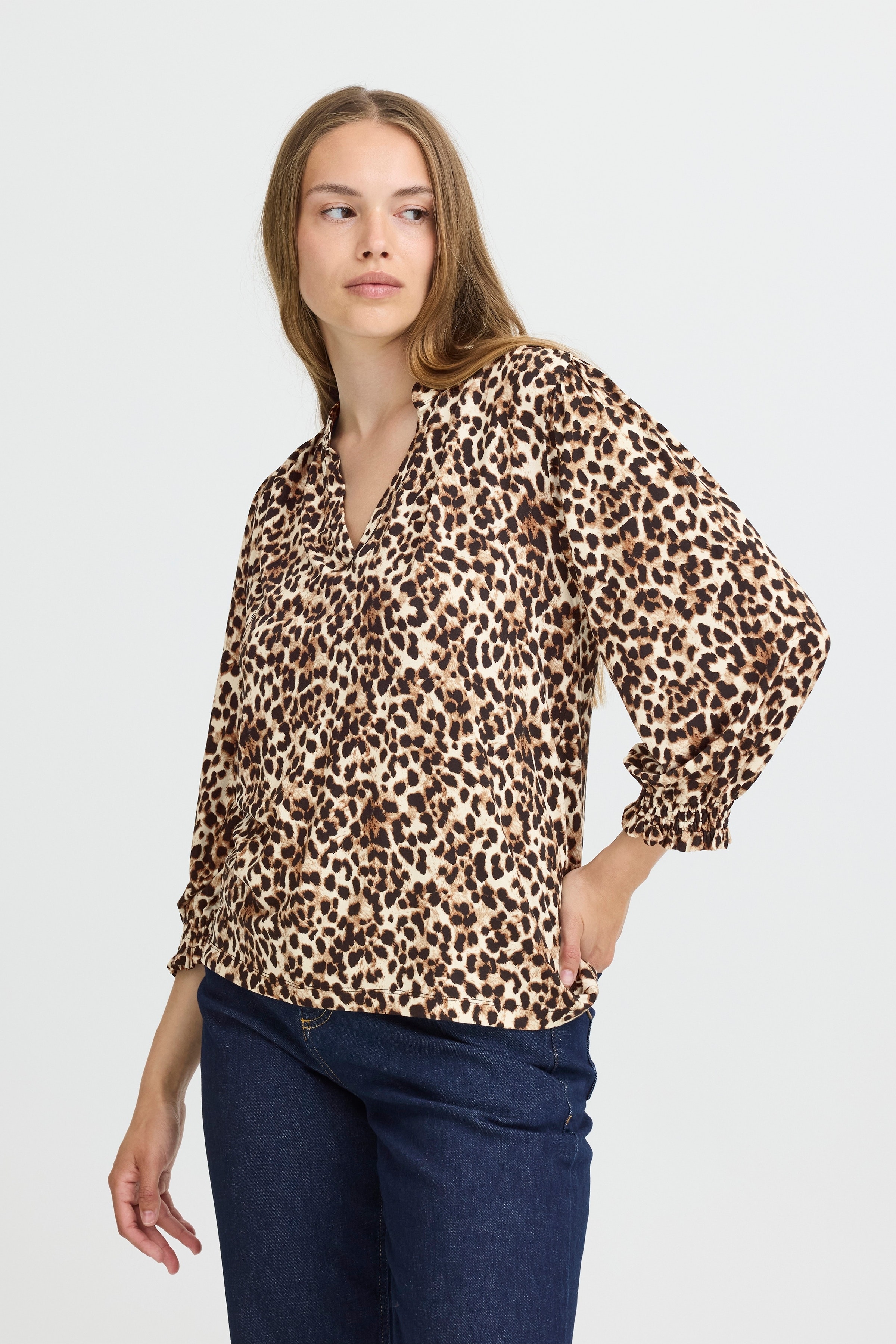 PZCHARLOTTE T-shirt LOOKBOOK FRONT 50209086-204937