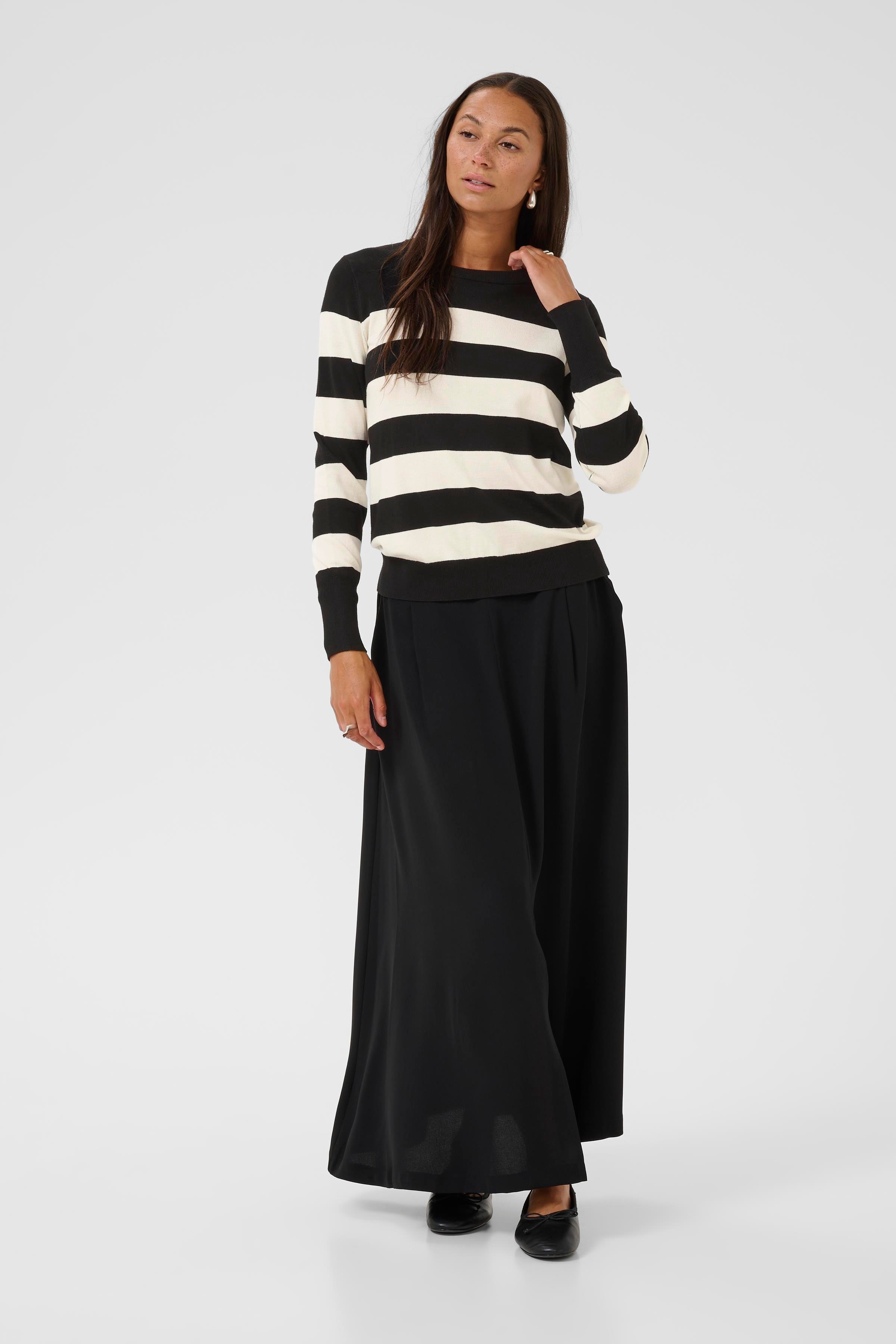 KAlizza Pullover LOOKBOOK FRONT 10509065-108420