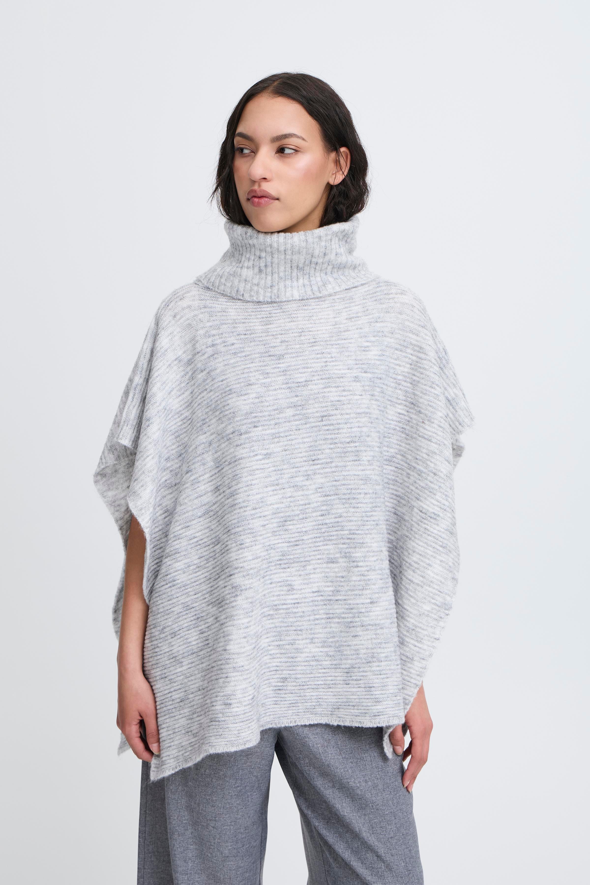 IABALOU Poncho LOOKBOOK FRONT 20119781-200318