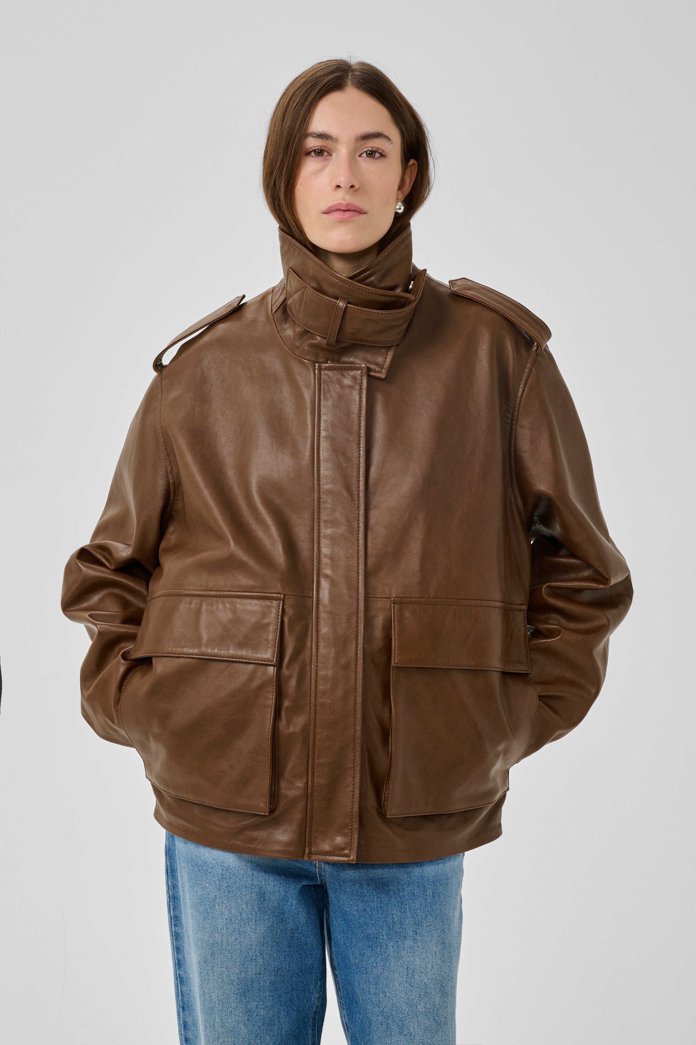 MWDina Casual Jacke LOOKBOOK FRONT 10705530-109345