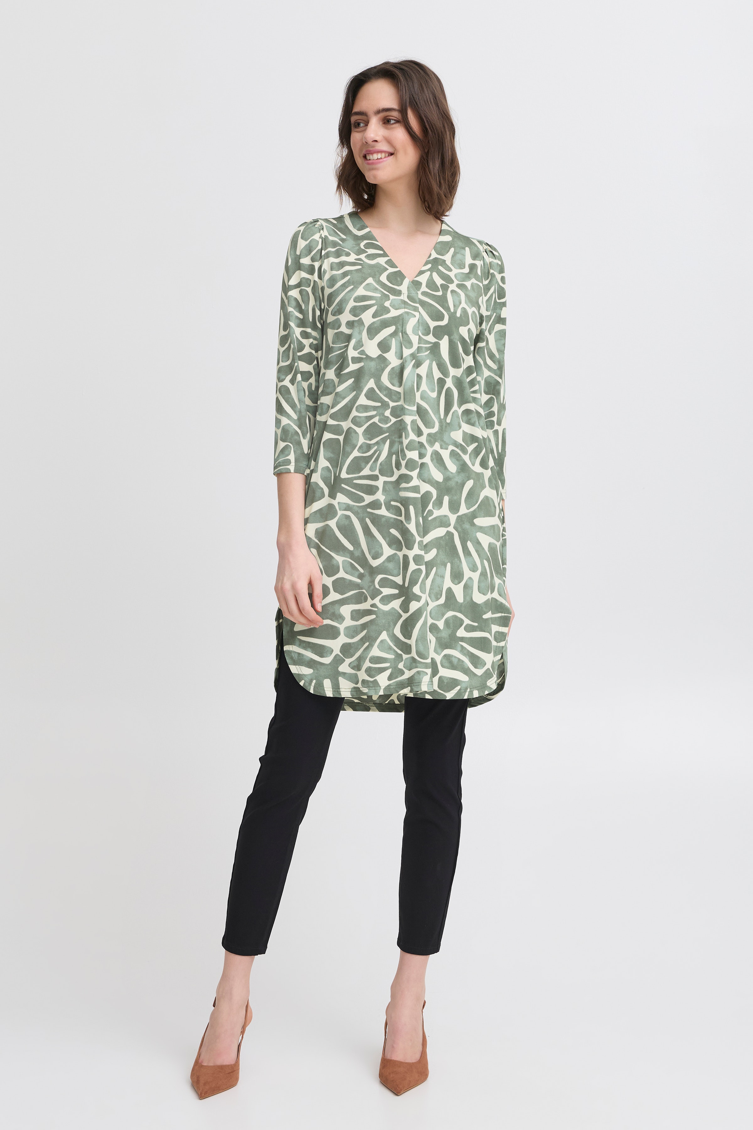 FRSEEN Tunic LOOKBOOK FRONT 20612138-205085