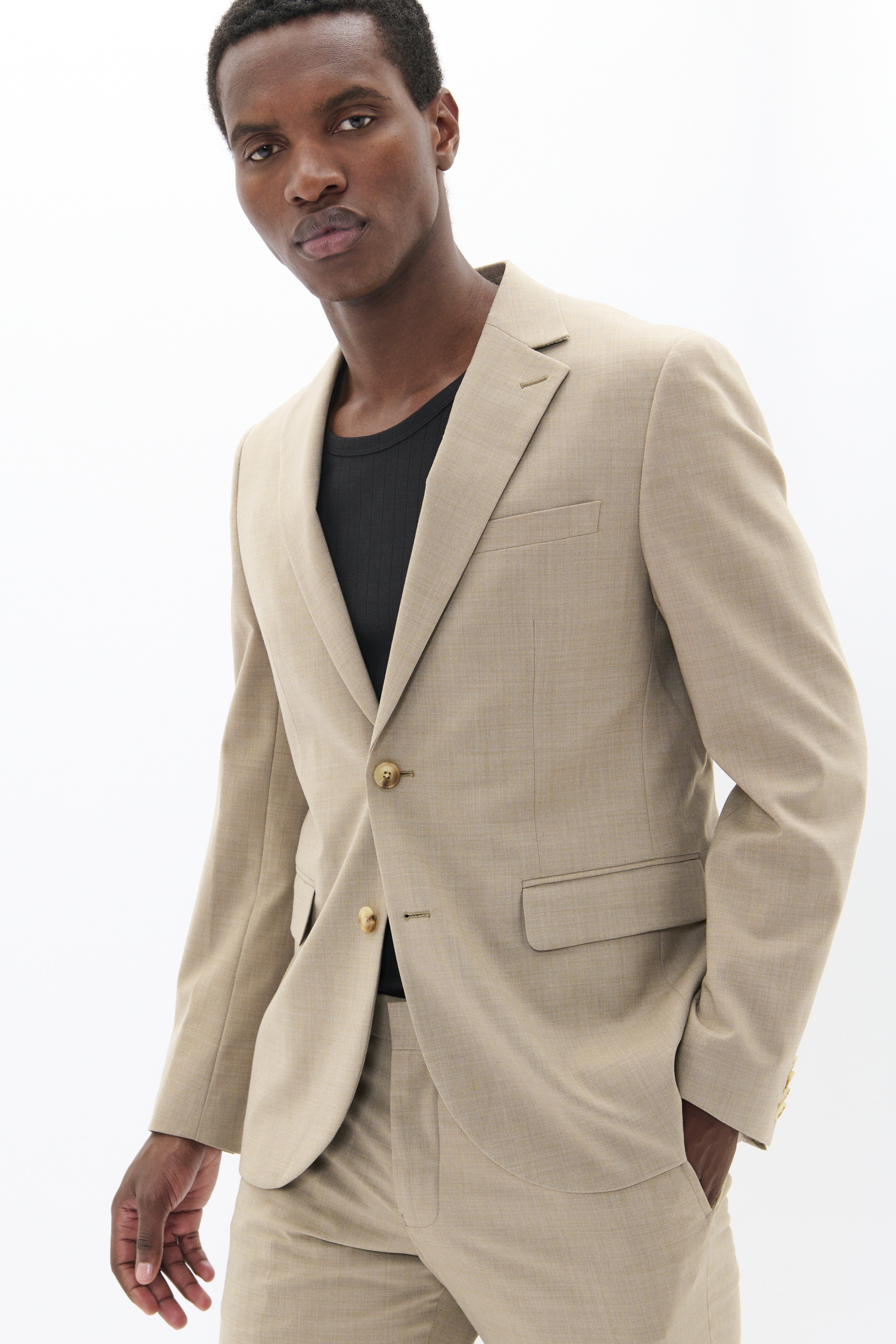 MAgeorge Blazer LOCATION NONE 30208091-161105