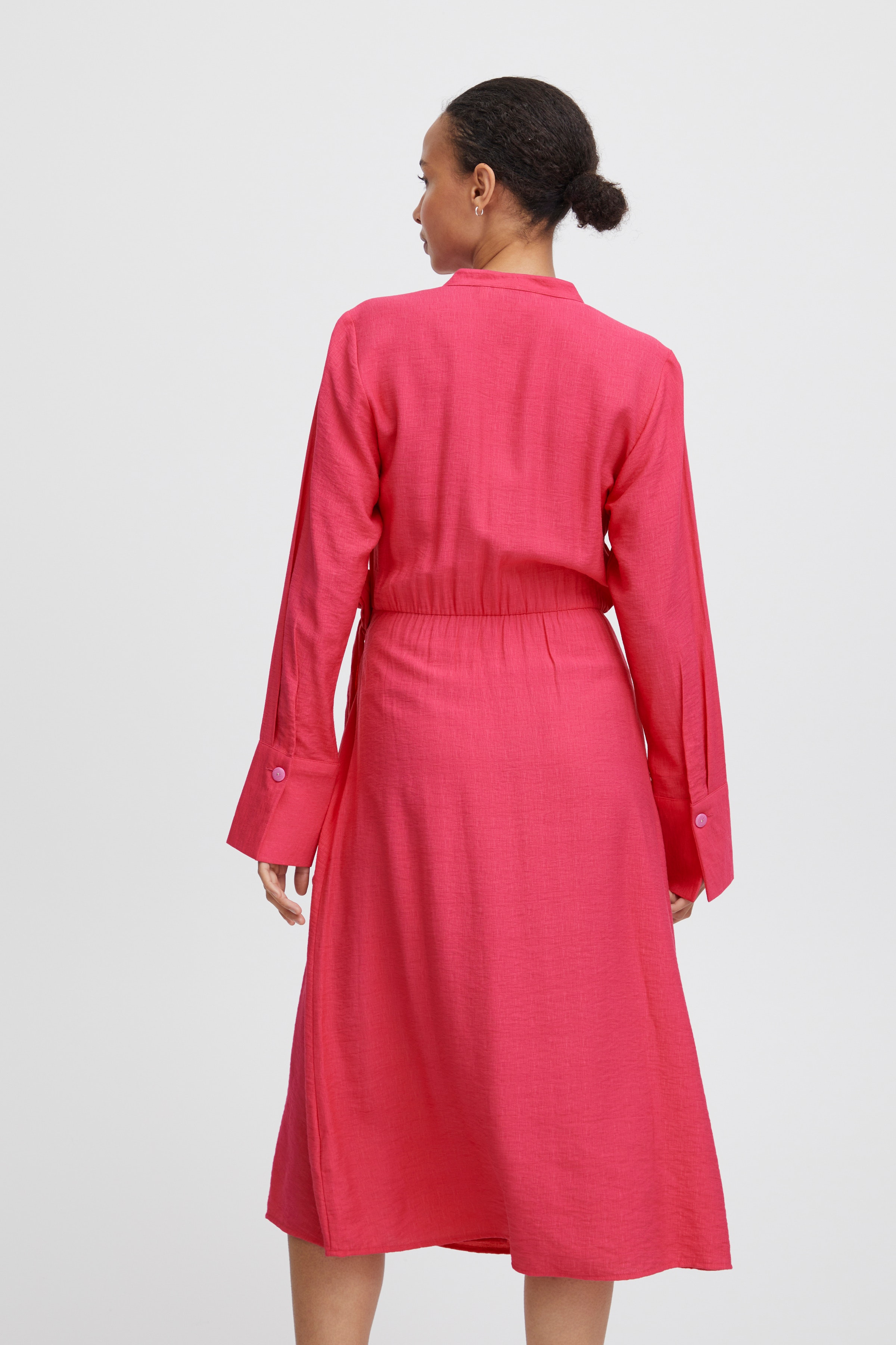 BYJANINA Kjole LOOKBOOK BACK 20814580-182043