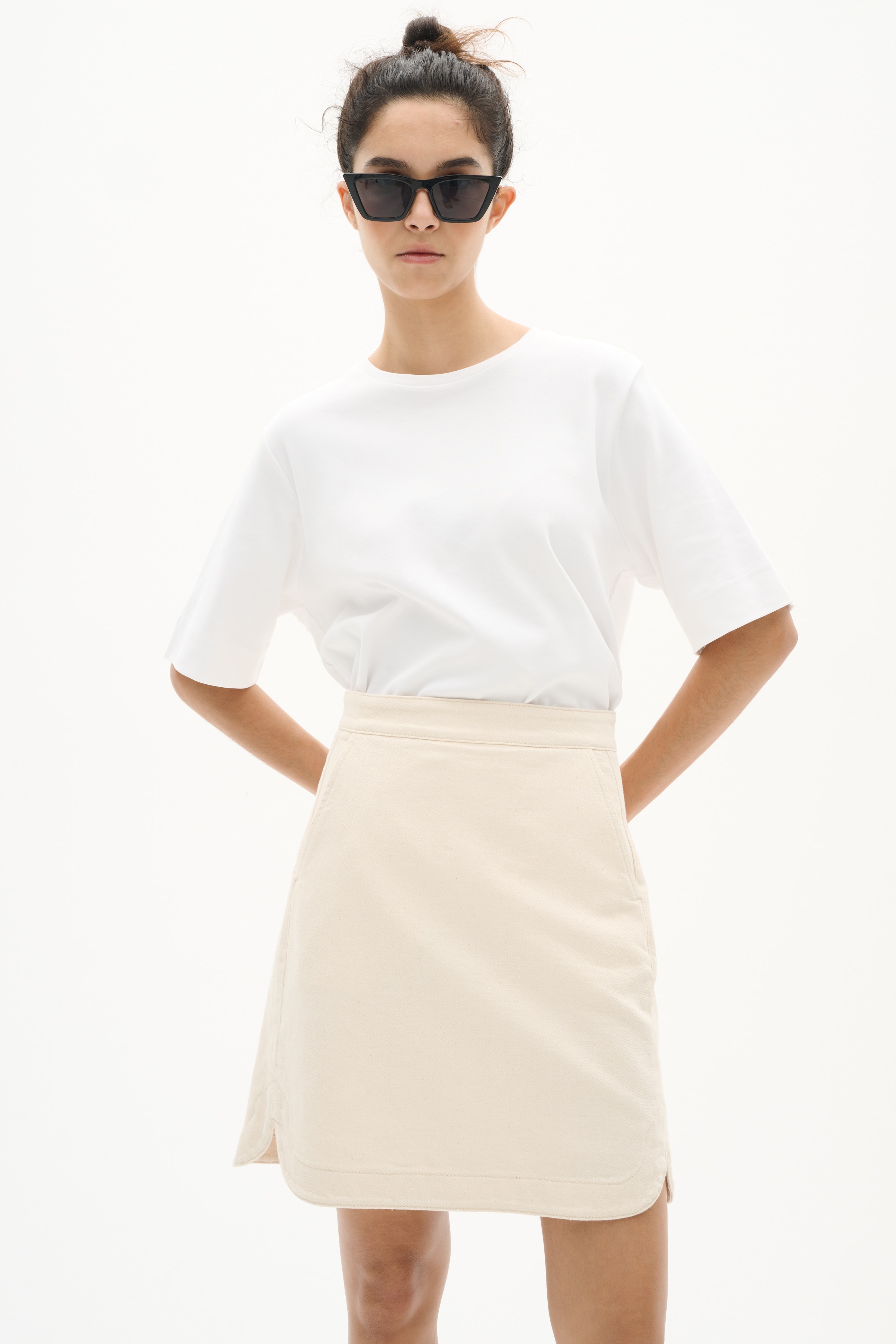 BaccaIW Denim Skirt LOOKBOOK FRONT 30110528-300597