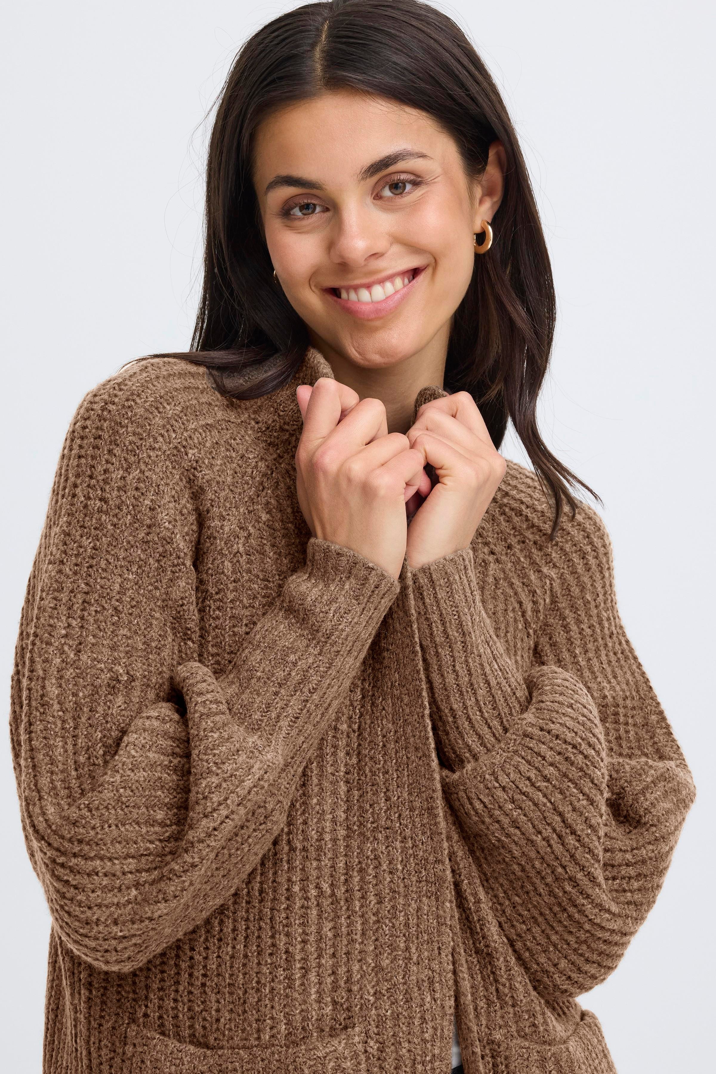 FRBEVERLY Pullover LOOKBOOK DETAIL 20611121-1909161