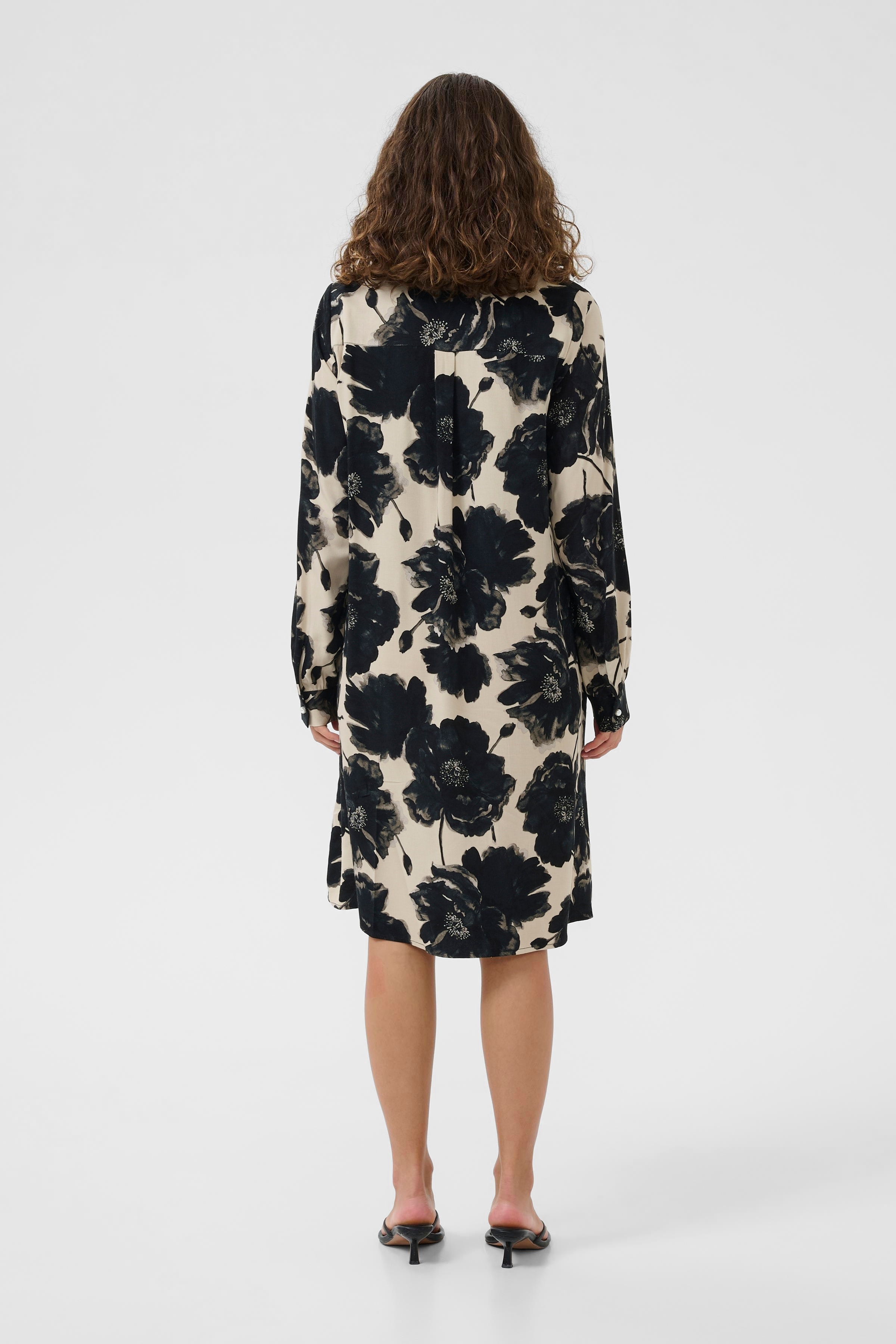CUrachel Kjole LOOKBOOK BACK 50112378-108570