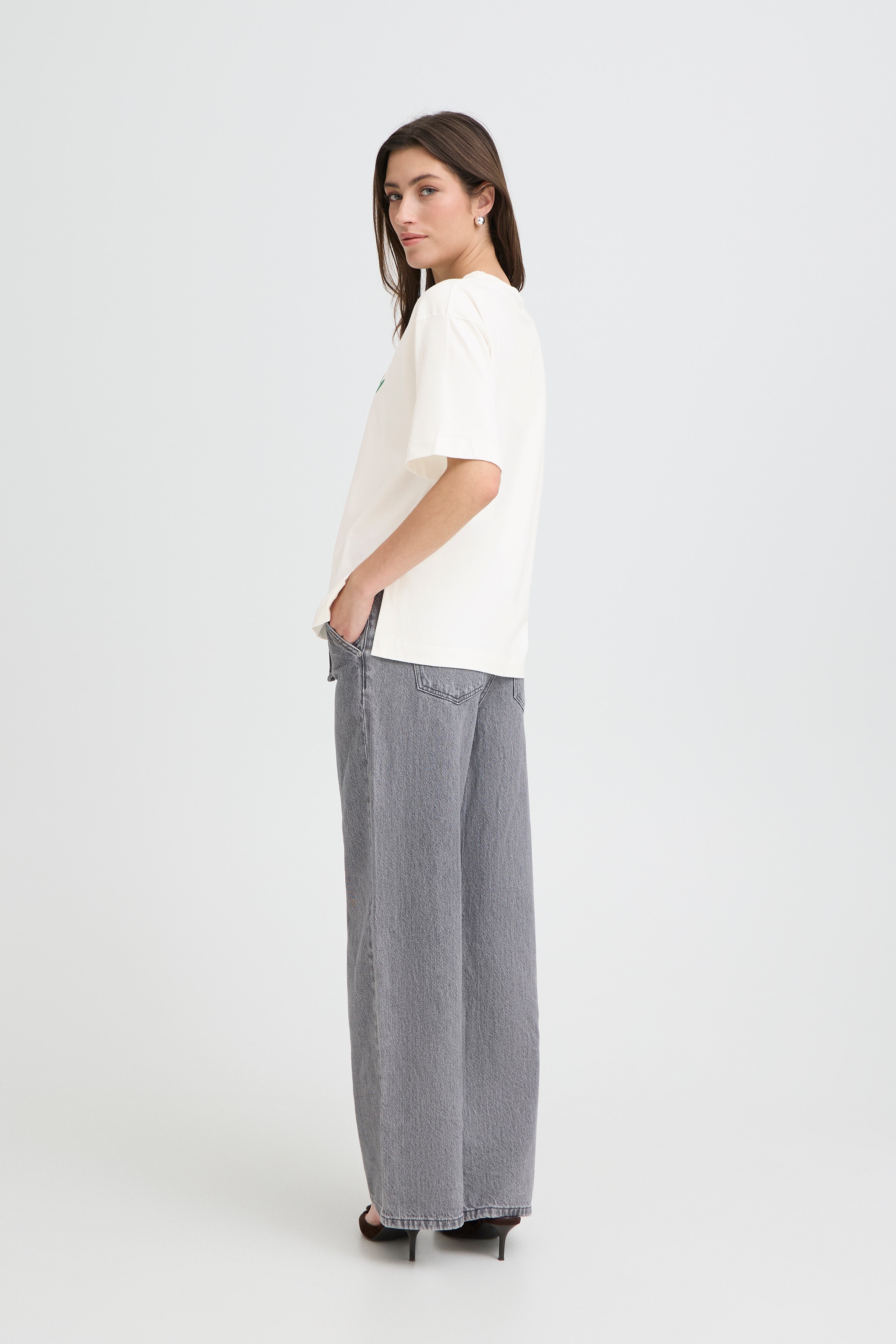 BYPANDINNA T-shirt LOOKBOOK BACK 20818430-114300