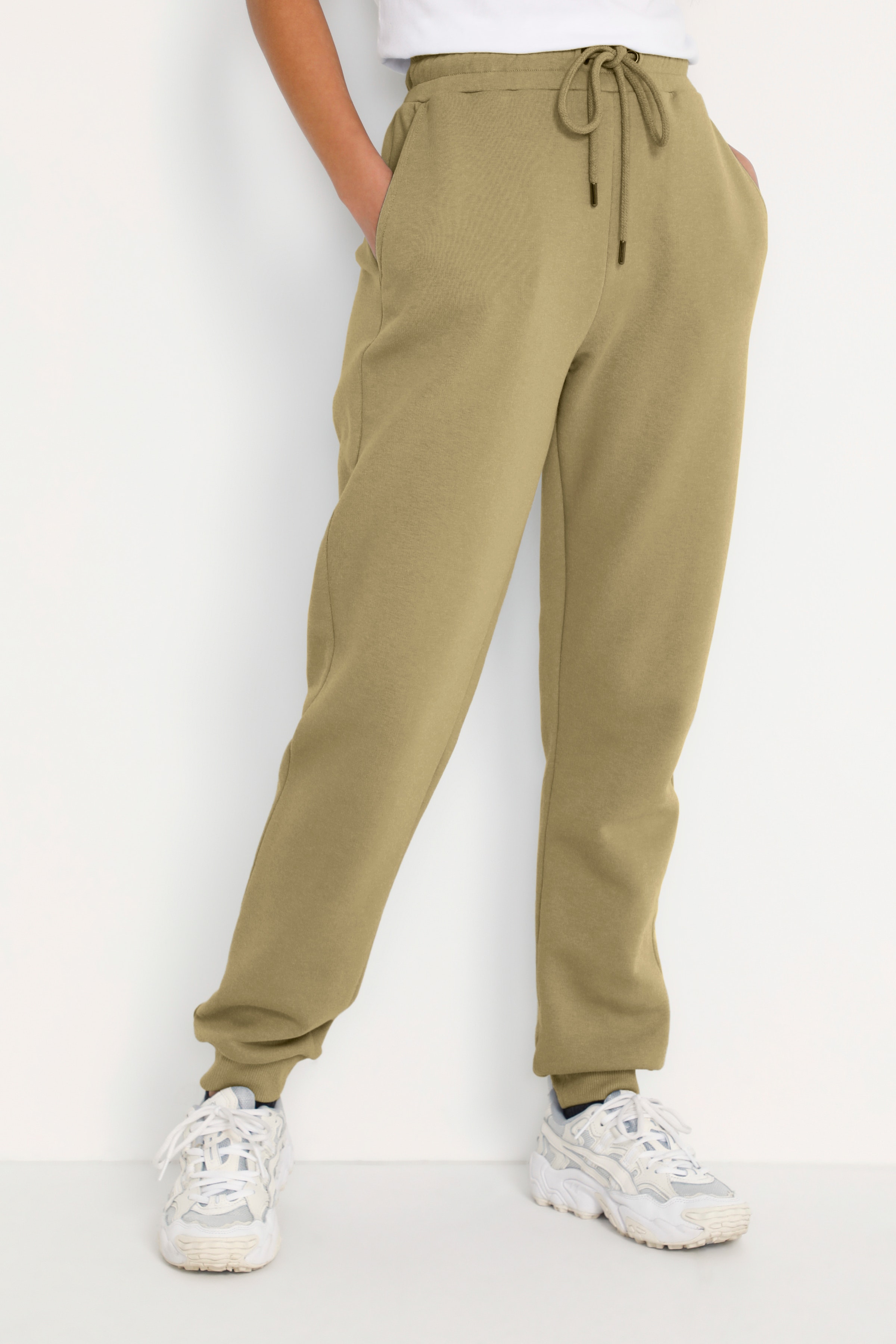 KAlizzy Hose LOOKBOOK FRONT 10506144-170618