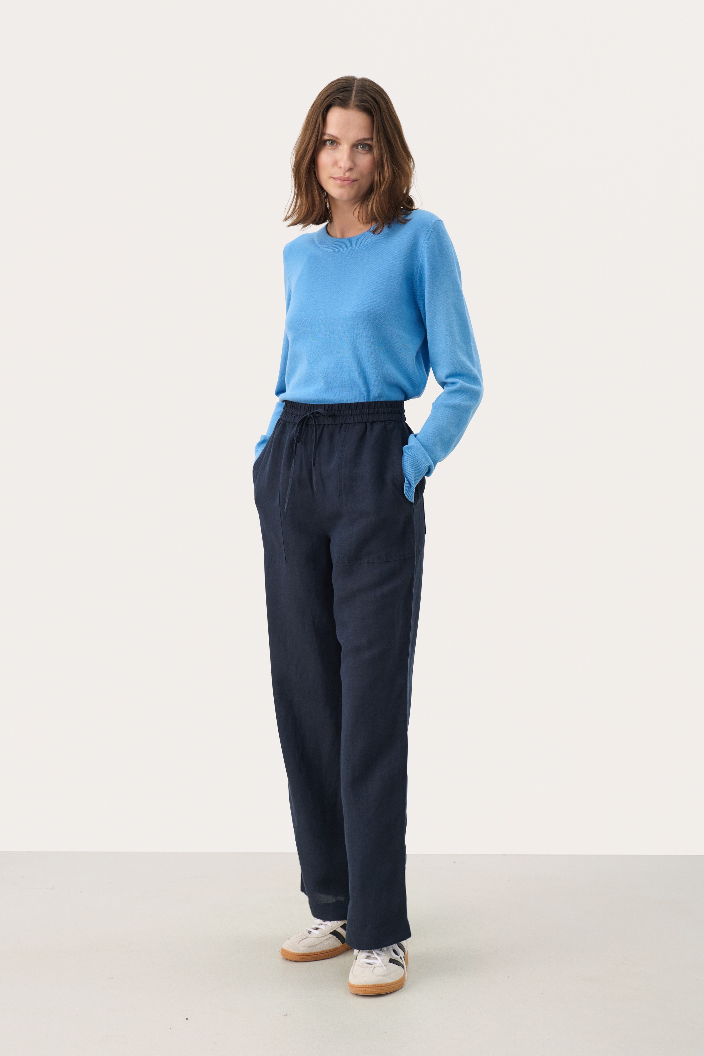 EniolaPW Byxor LOOKBOOK FRONT 30309566-194109