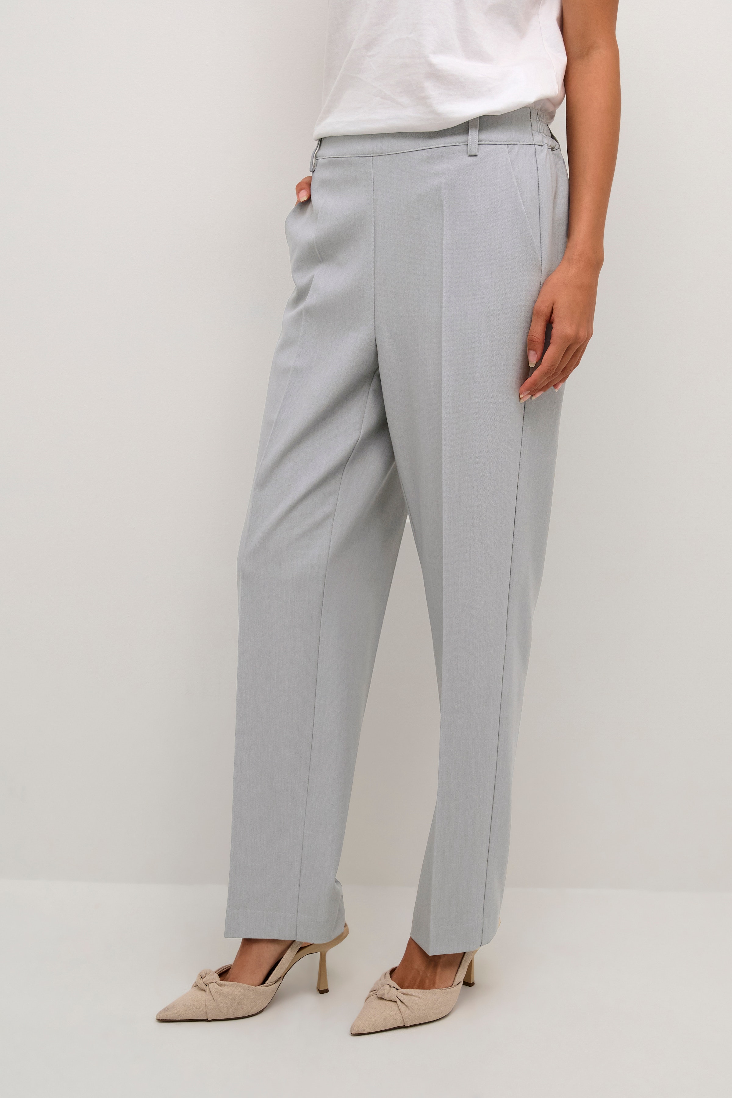 KAsakura Trousers LOOKBOOK FRONT 10506858-100123