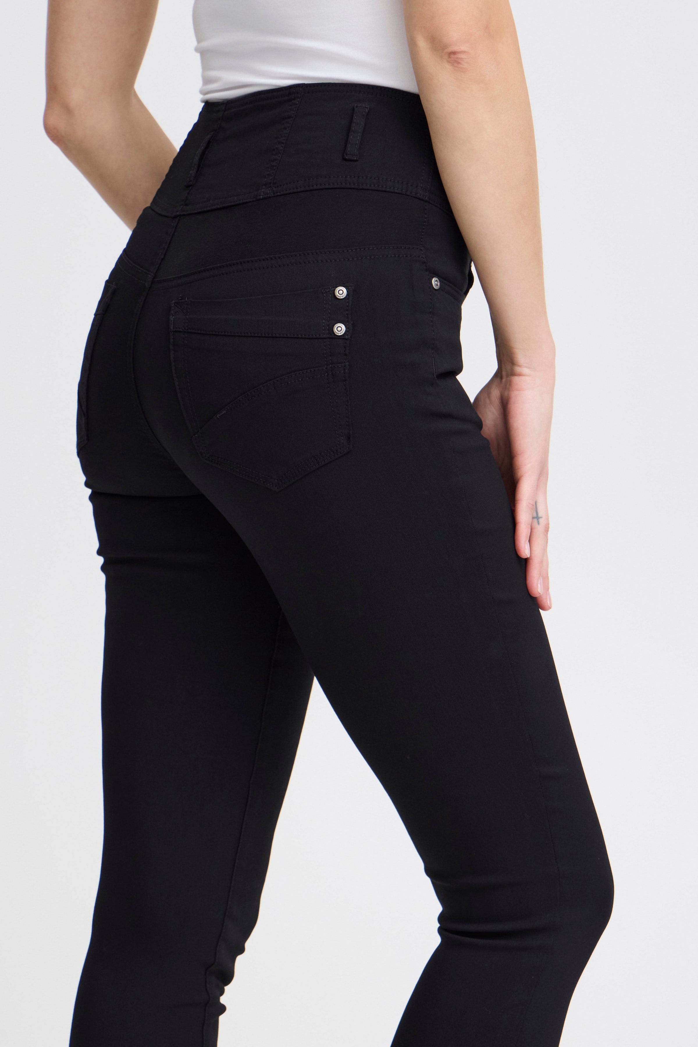 Casual bukser LOOKBOOK DETAIL 601749-60096